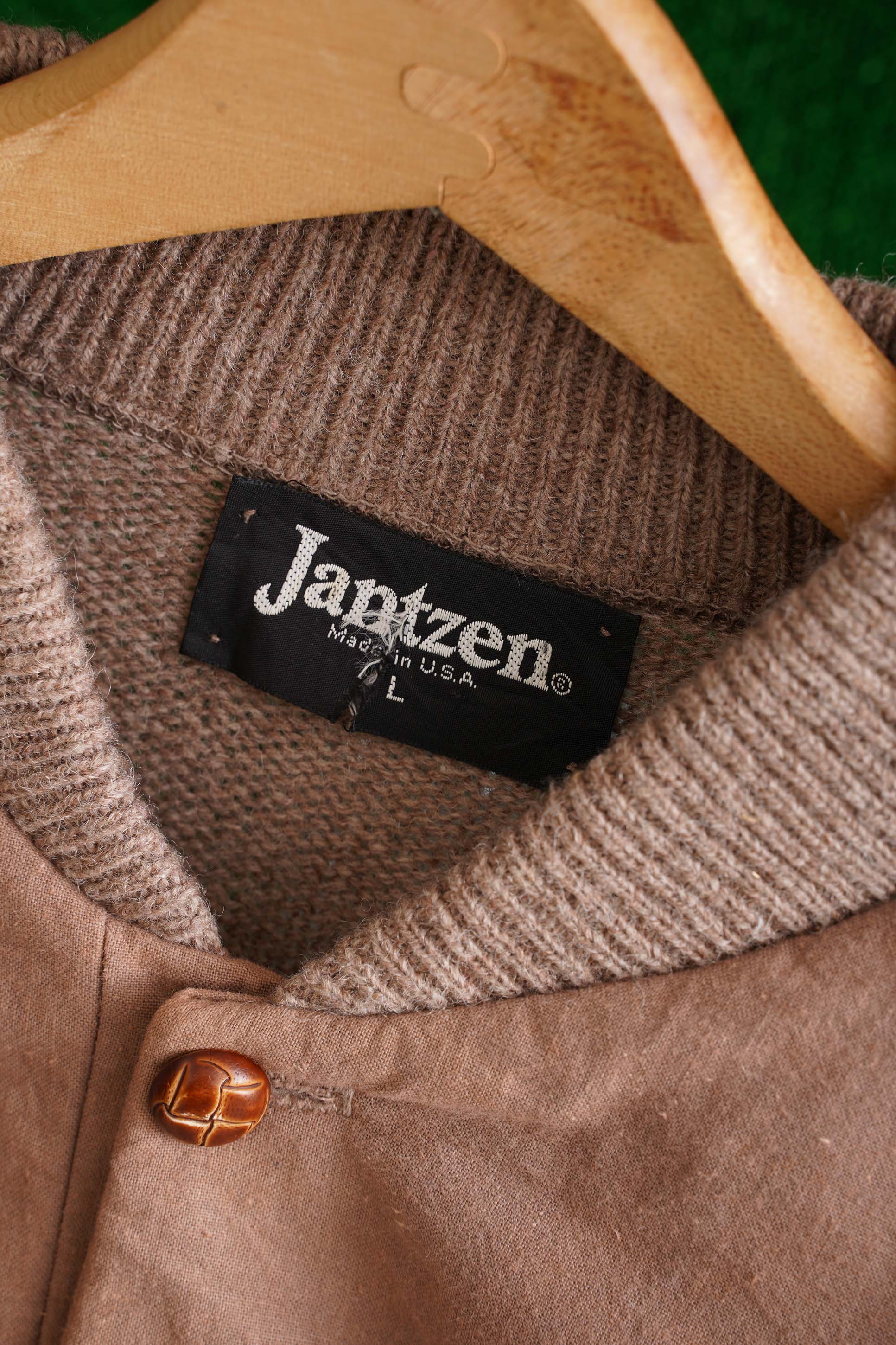 90S MADE IN USA JANTZEN HENRY NECK WOOL SWEATER