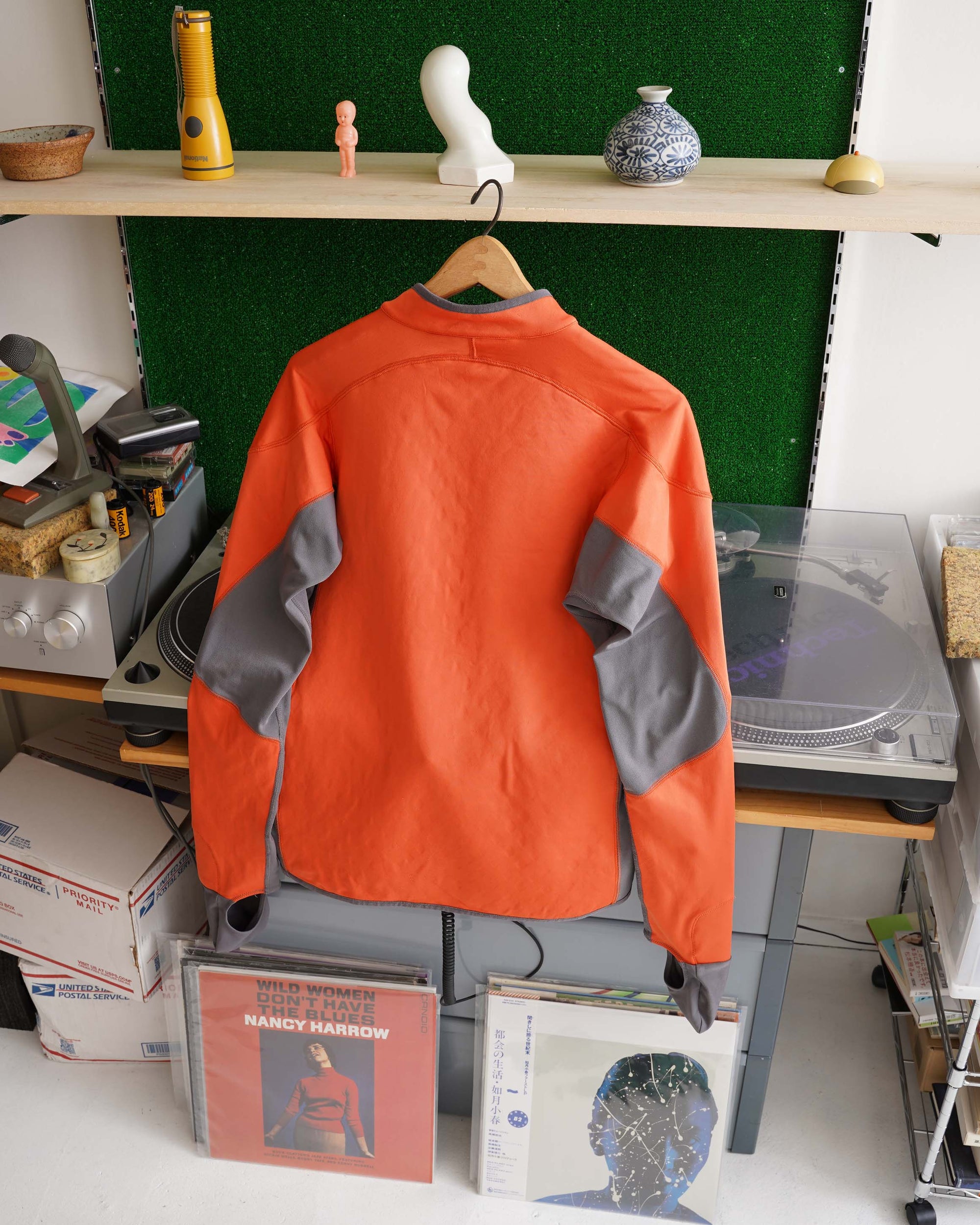 00S NIKE SPHERE HALFZIP PULLOVER