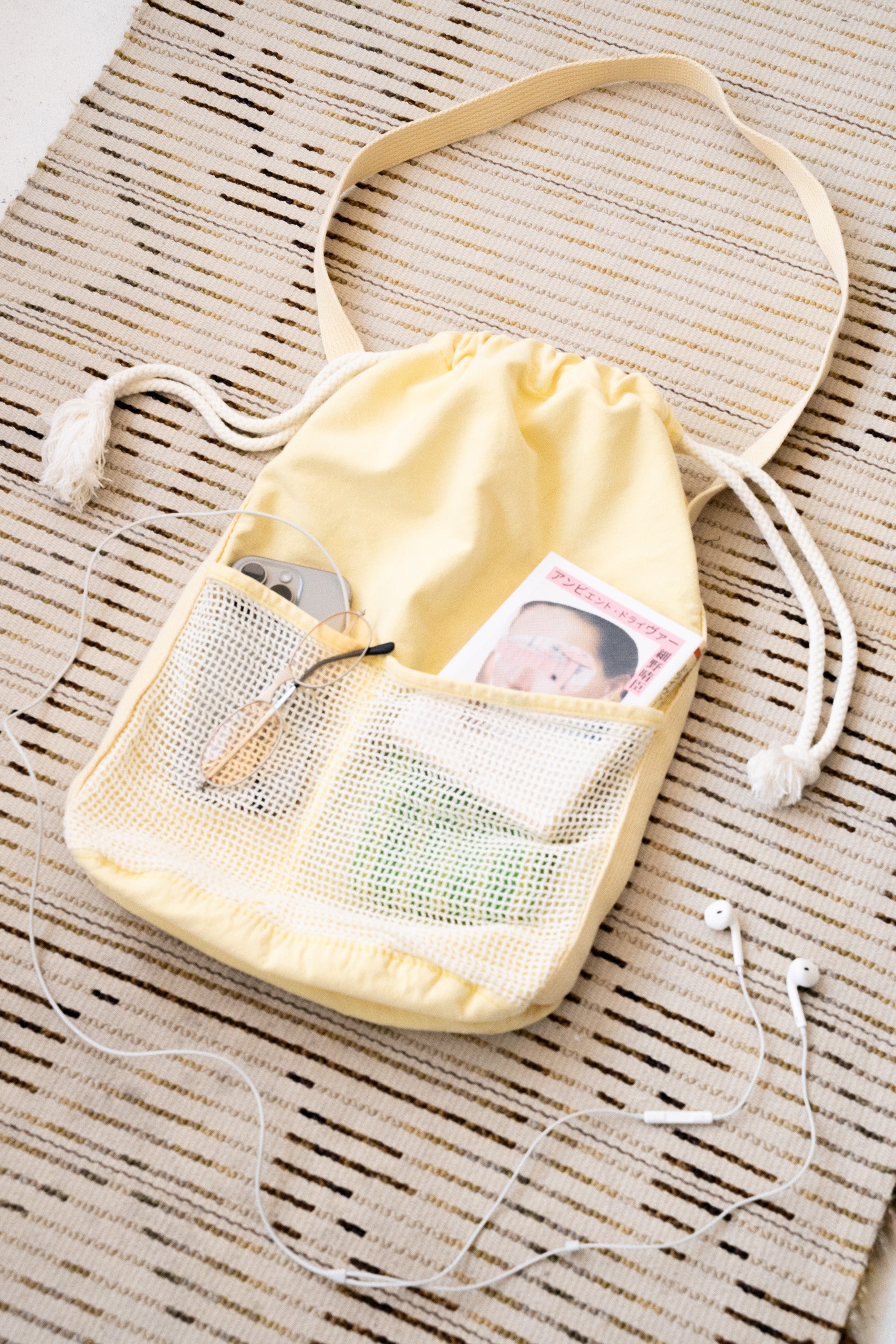 90~00S JEFFREY LAWRENCE SHOULDER BAG