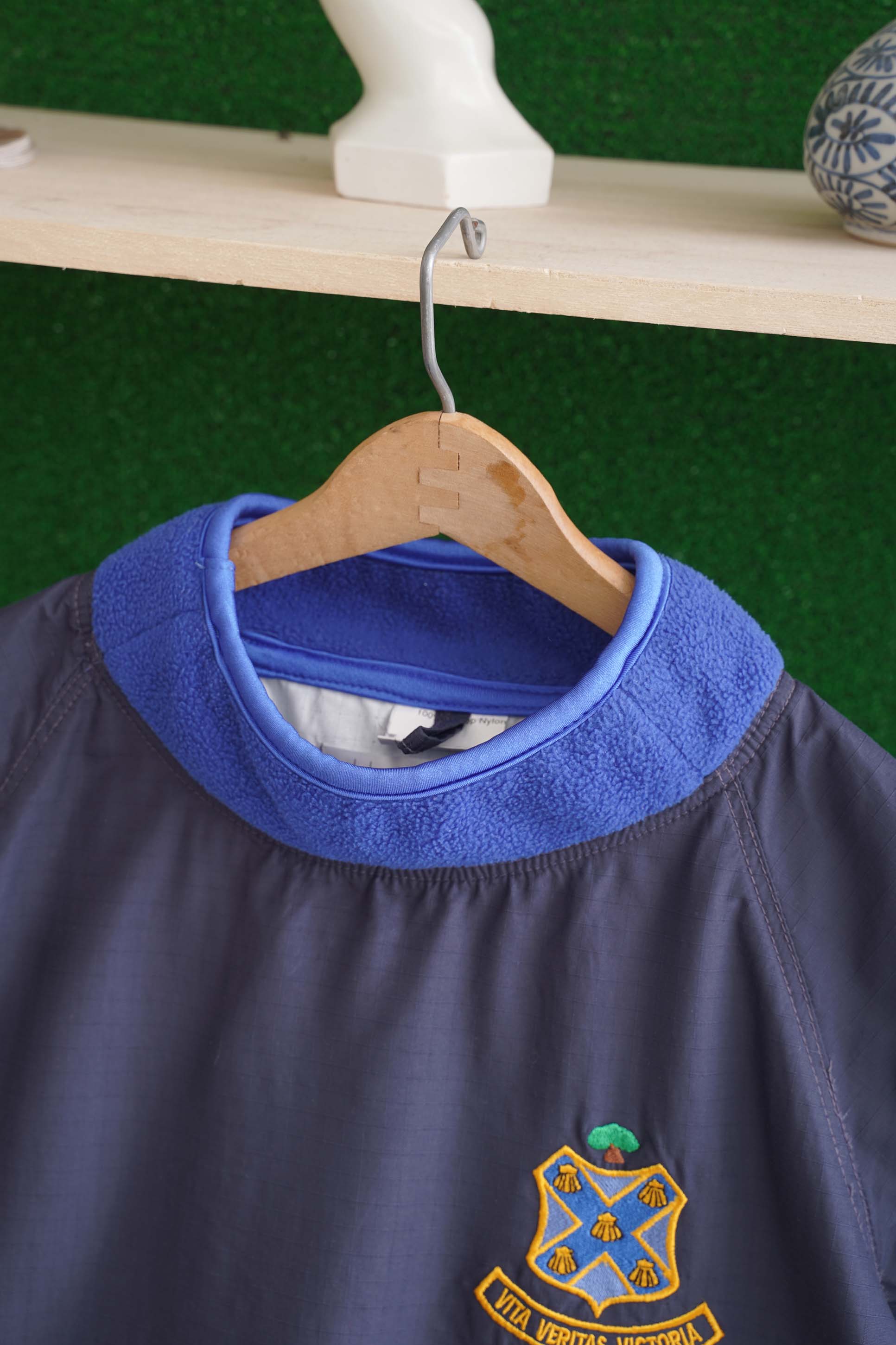 VITA VERITAS VICTORIA RUGBY JACKET