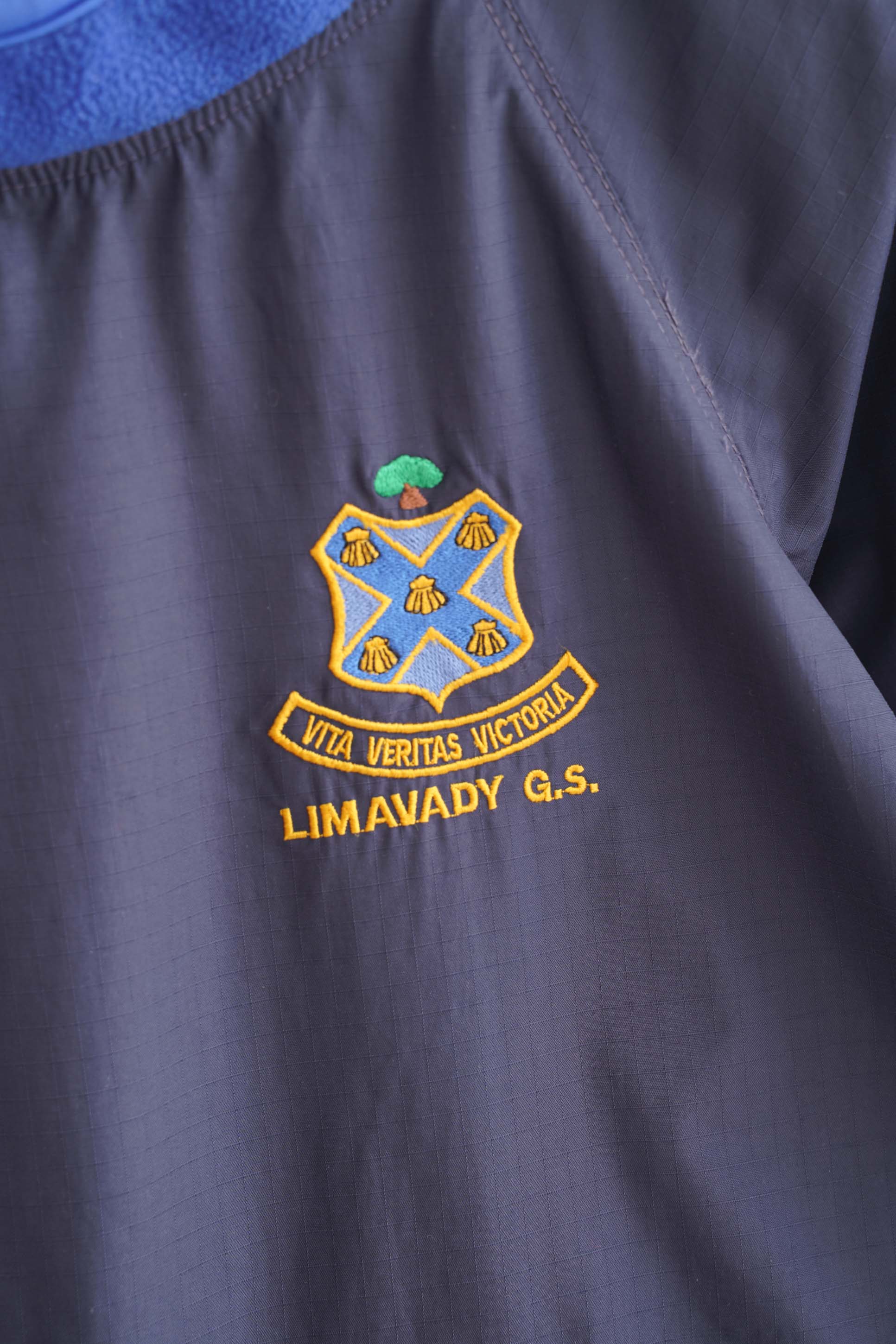 VITA VERITAS VICTORIA RUGBY JACKET