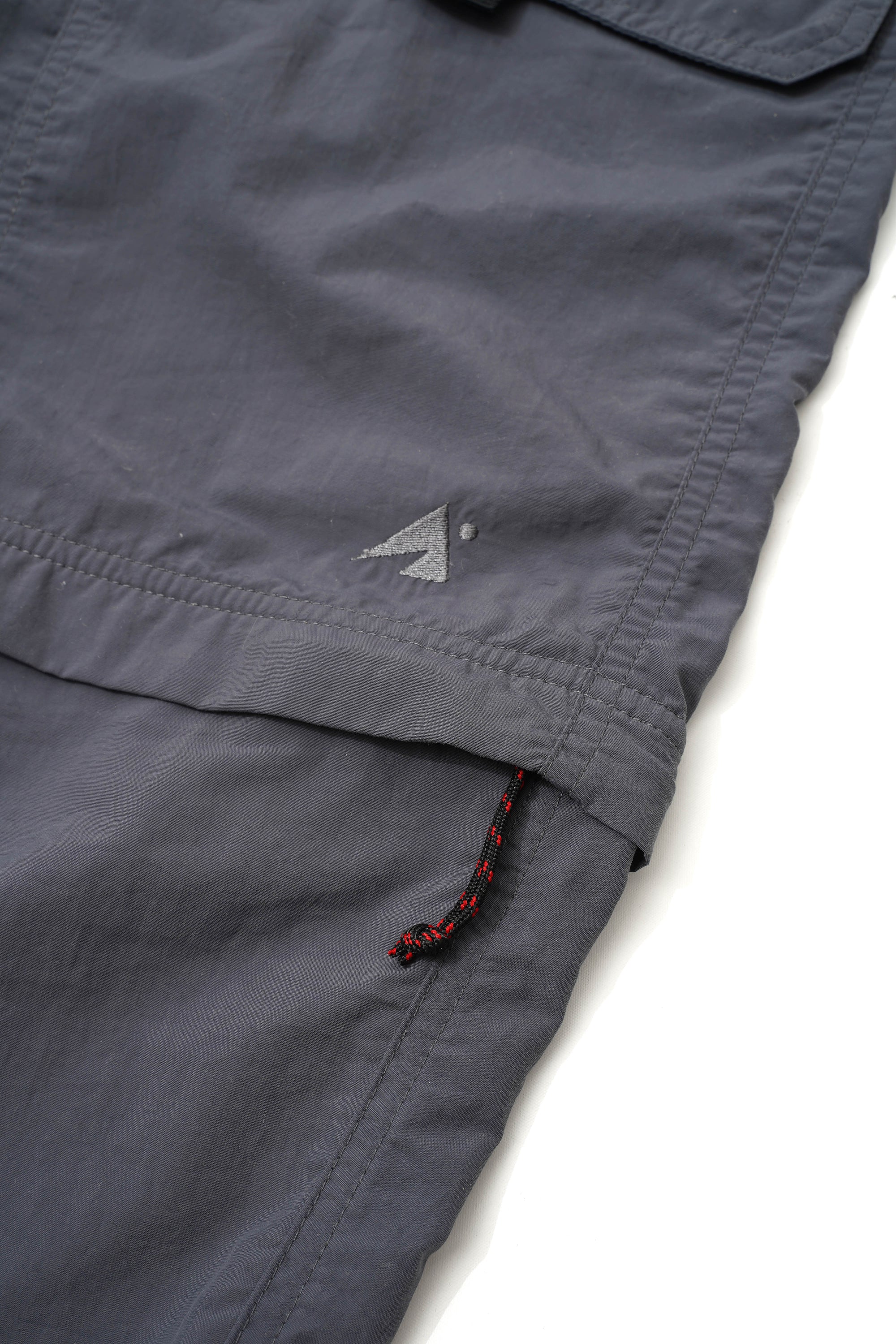 EMS (EASTERN MOUNTAIN SPORTS) CONVERTIBLE PANTS