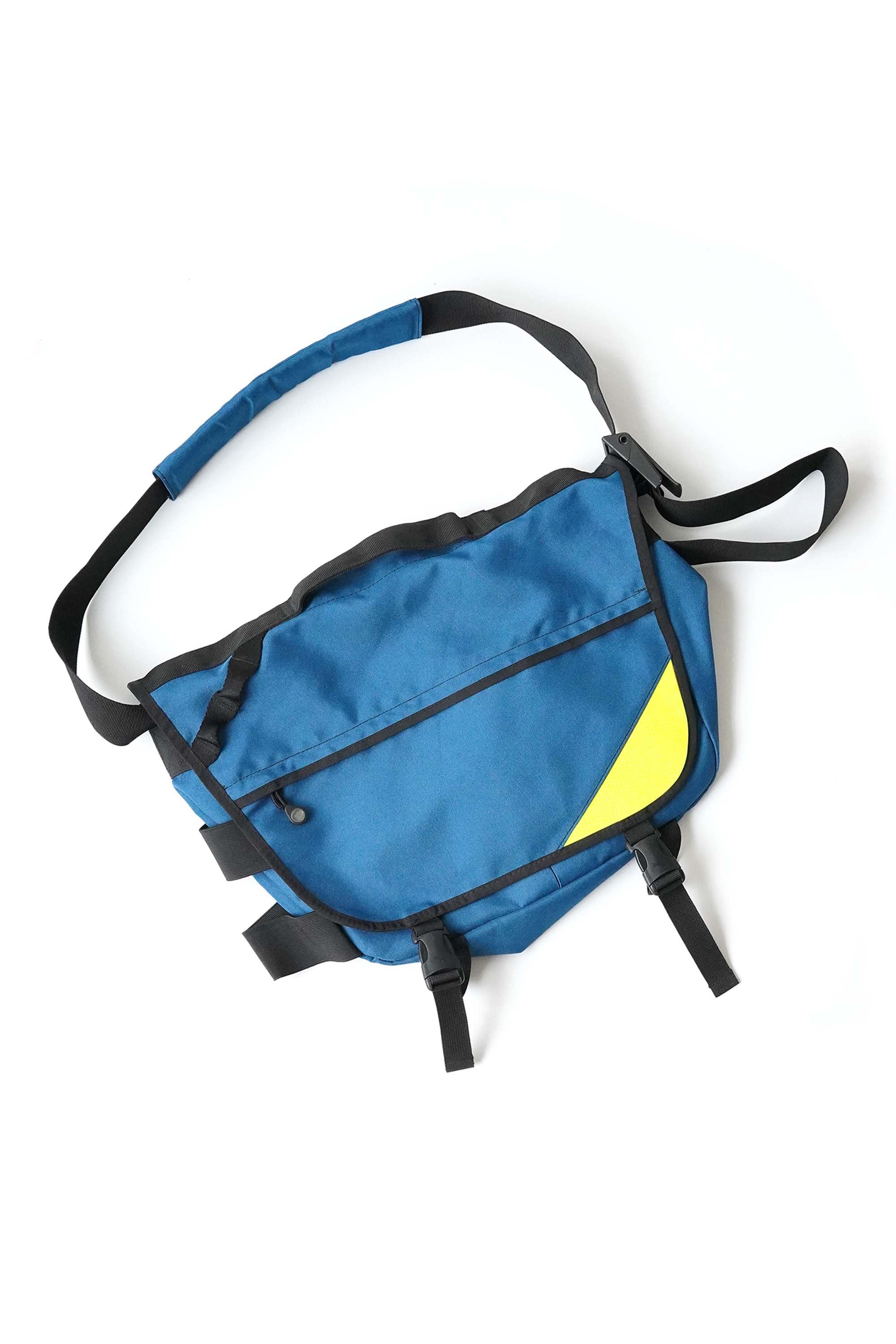 00S PUMA MESSENGER BAG