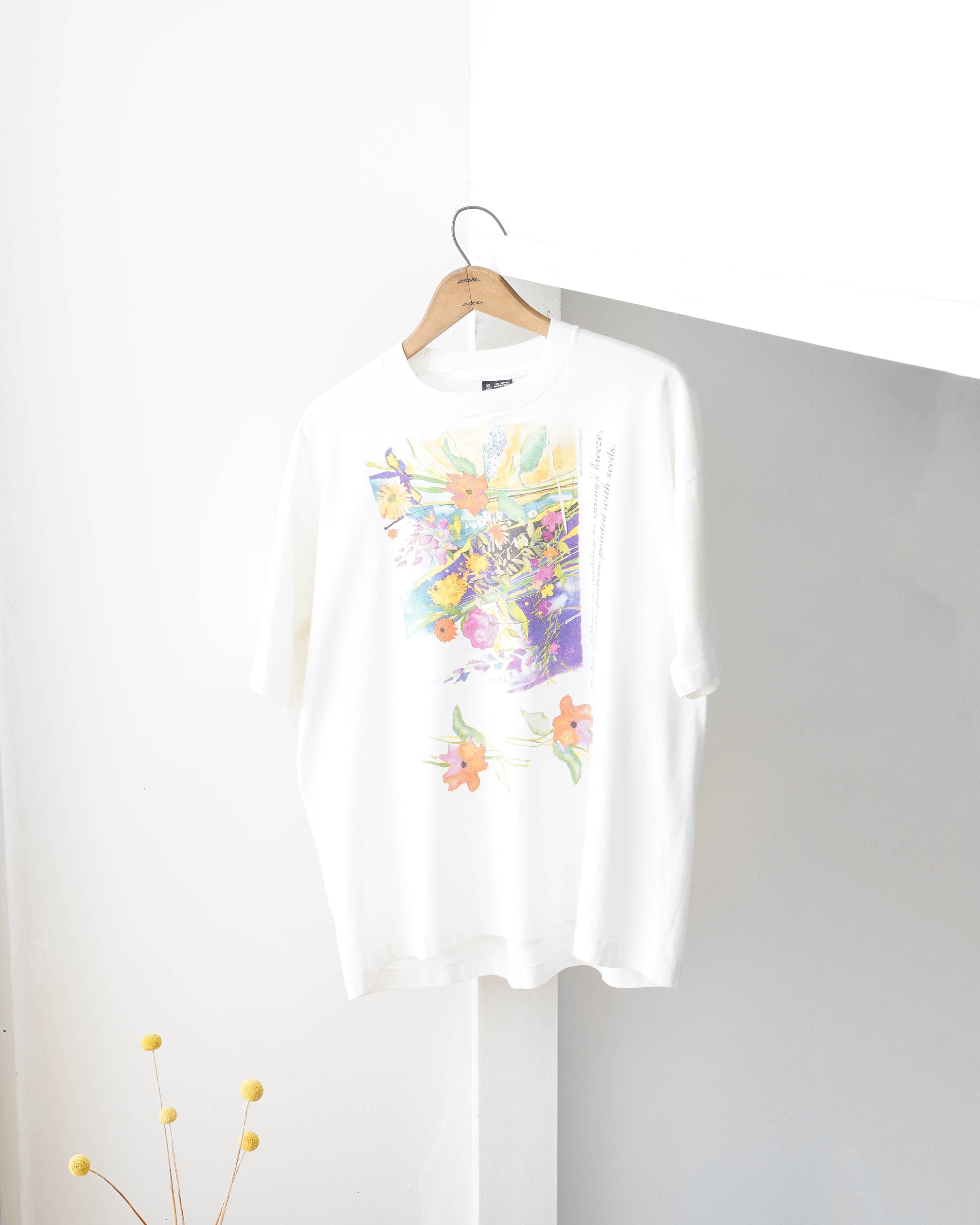 90S FRUIT OF THE LOOM MADE IN USA FLOWER T-SHIRT