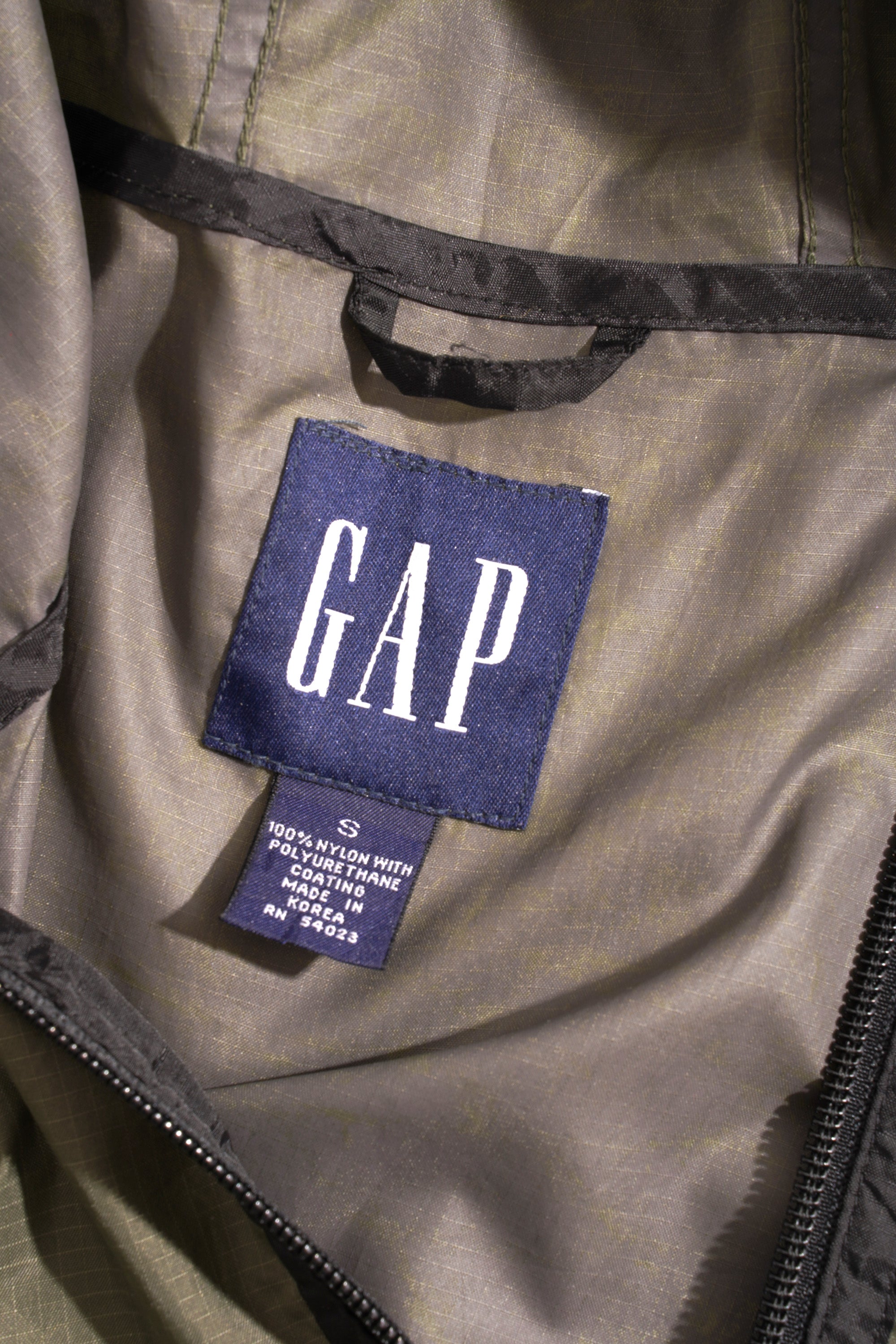 90S OLD GAP PACKABLE ANORAK