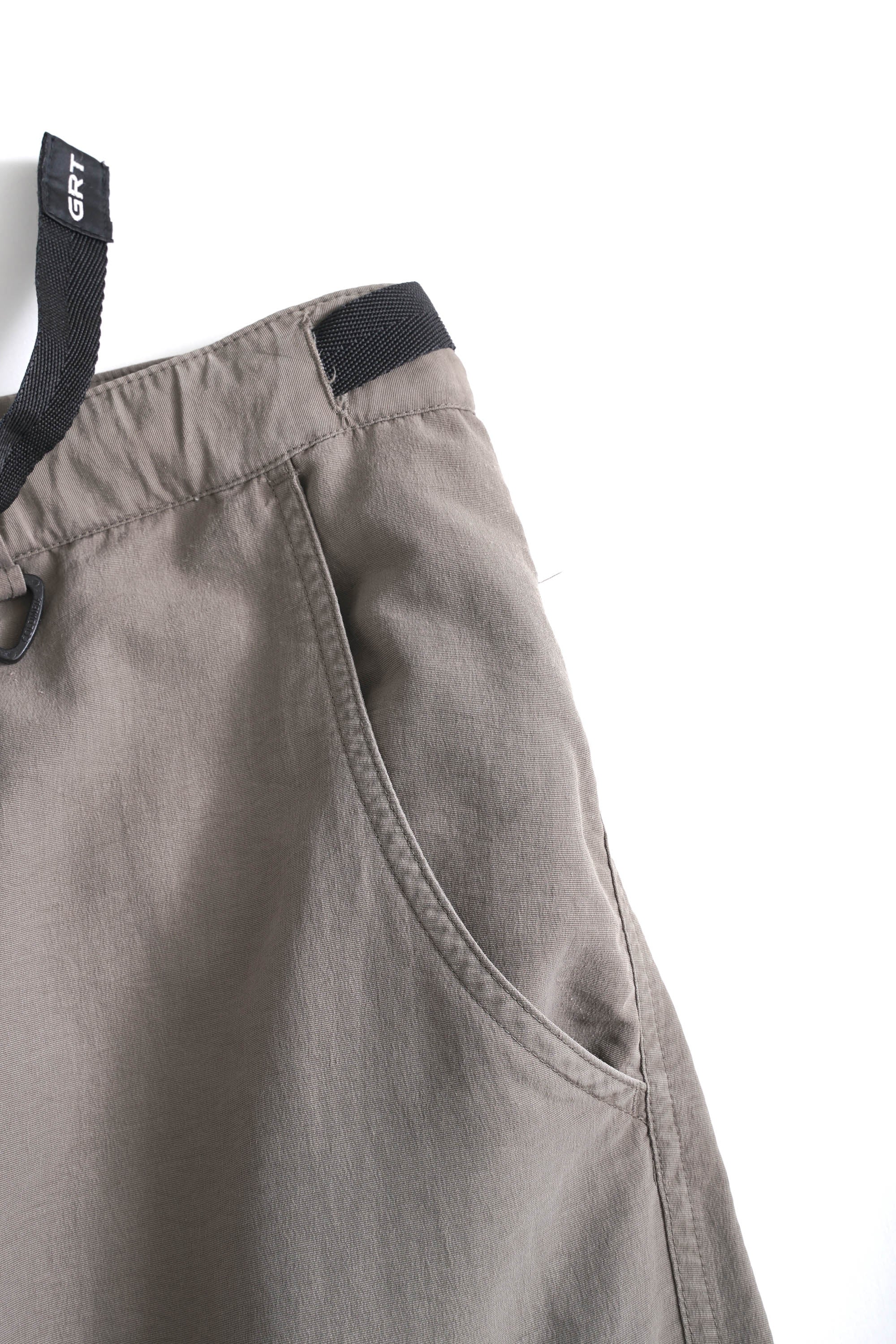 90~00S COLUMBIA CROPPED CARGO PANTS