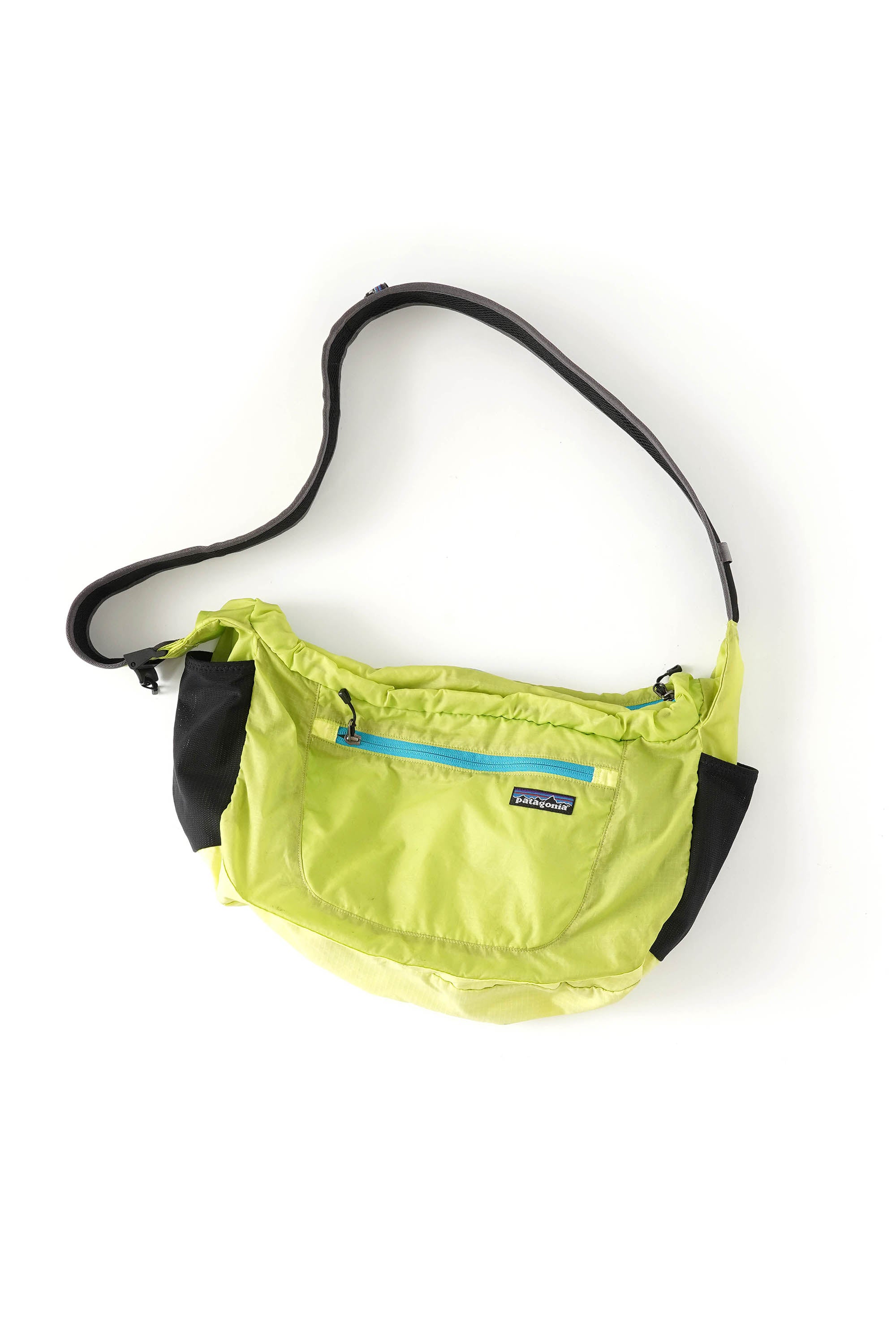 PATAGONIA LIGHT WEIGHT TRAVEL COURIER