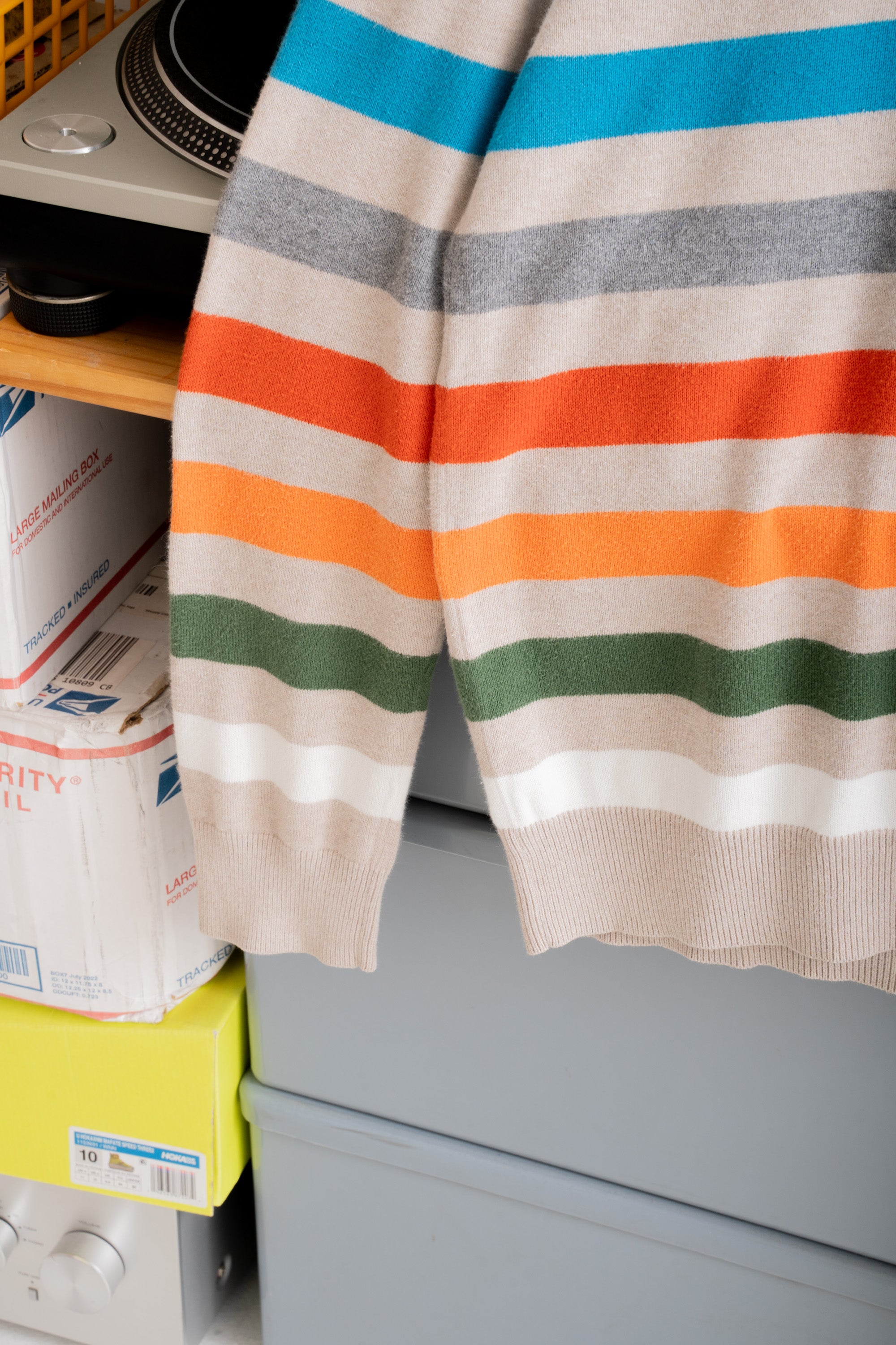 00S OLD NAVY MULTI STRIPED SWEATER