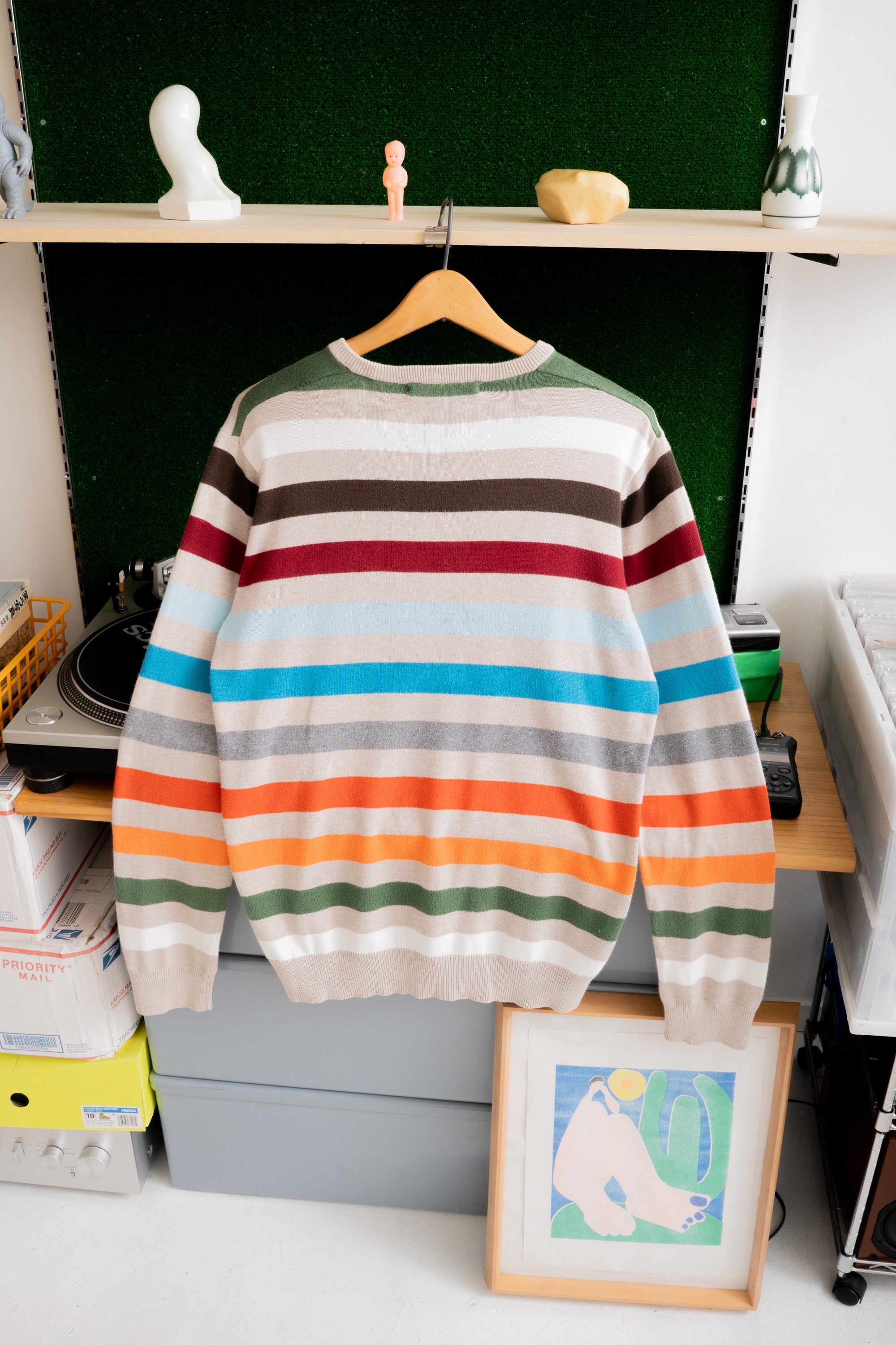00S OLD NAVY MULTI STRIPED SWEATER