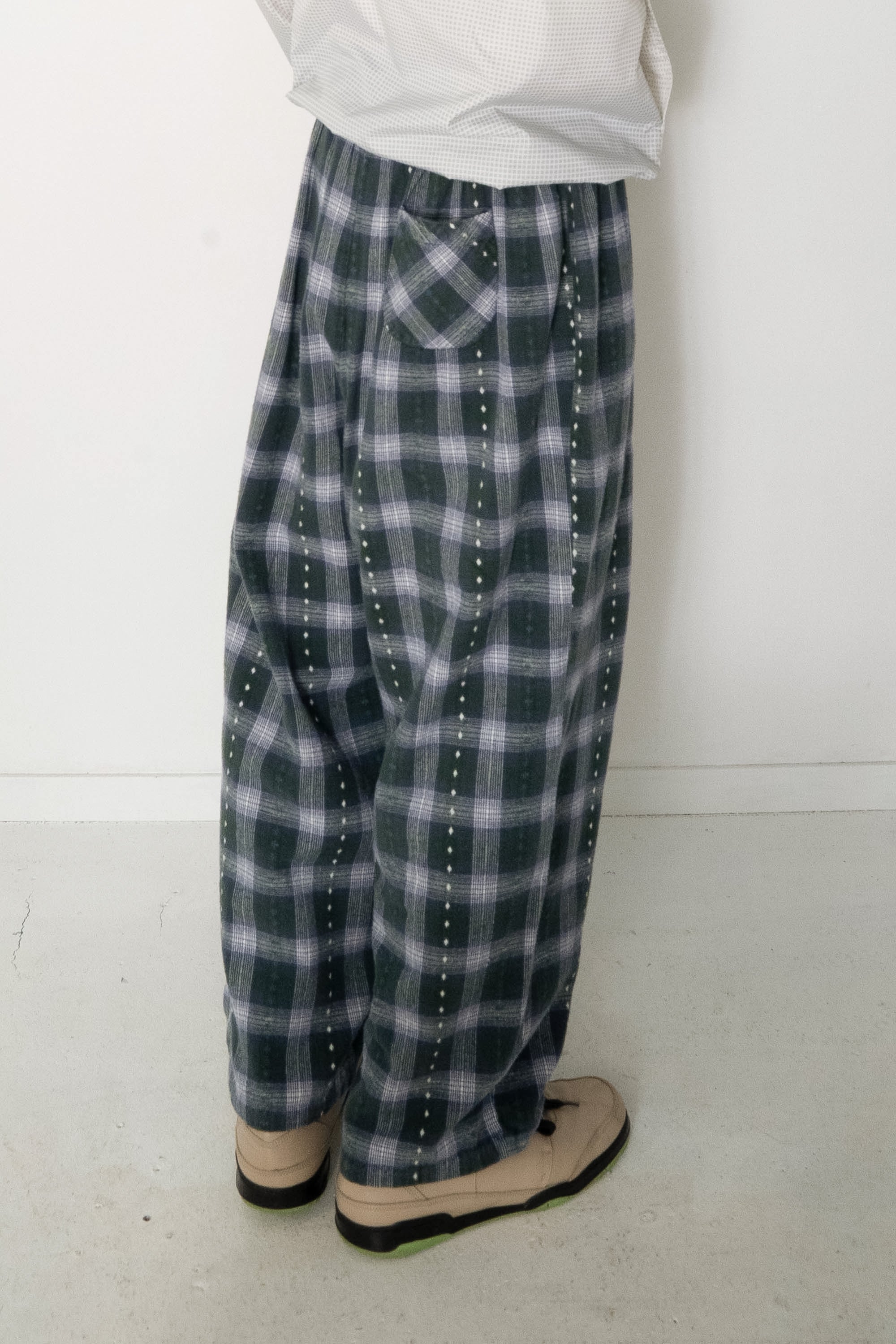 90-00S CHECKED EASY PANTS