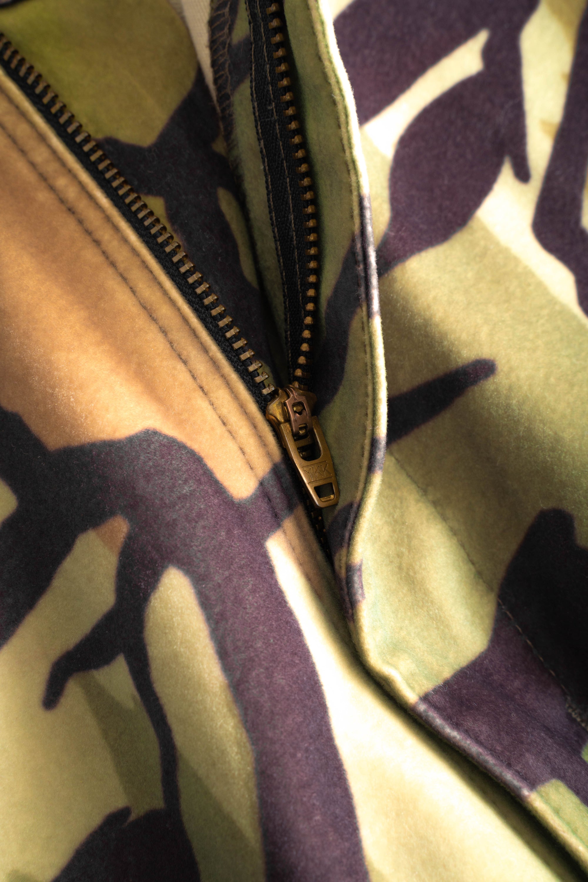 80S MADE IN USA PREDATOR CAMO PANTS