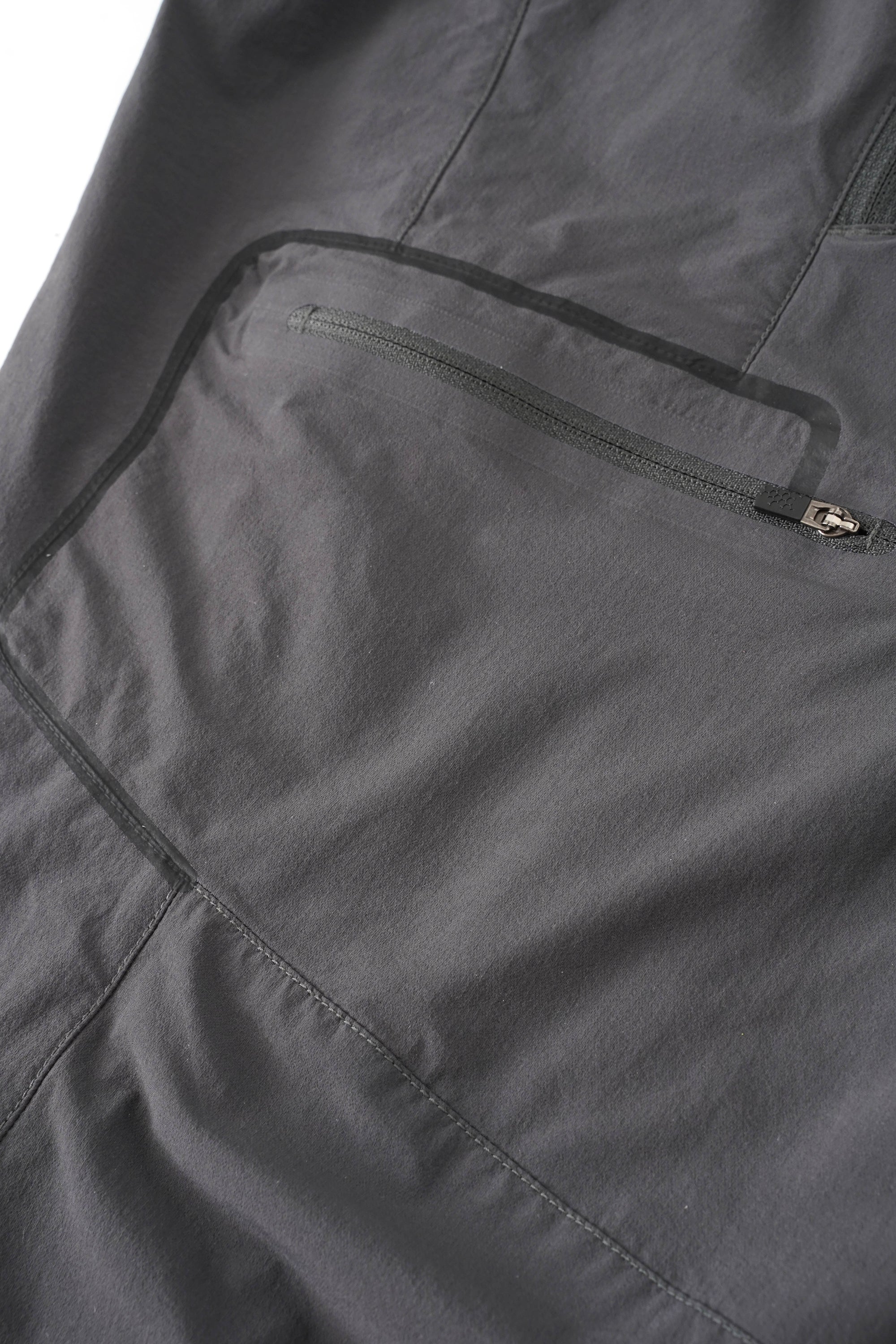 MOUNTAIN HARDWEAR TECHNICAL PANTS