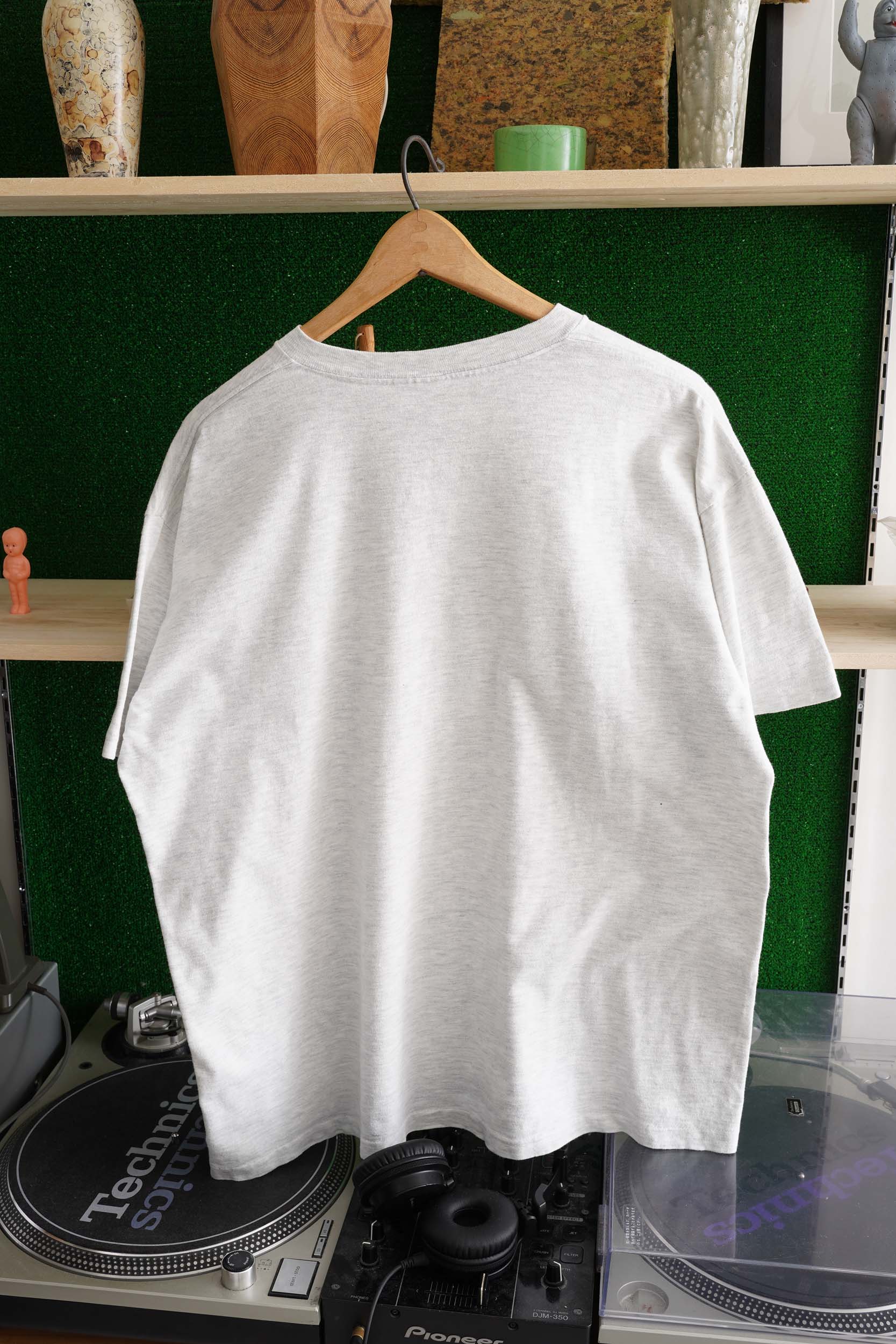 80~90S BANANA REPUBLIC MULTI BALL T-SHIRT