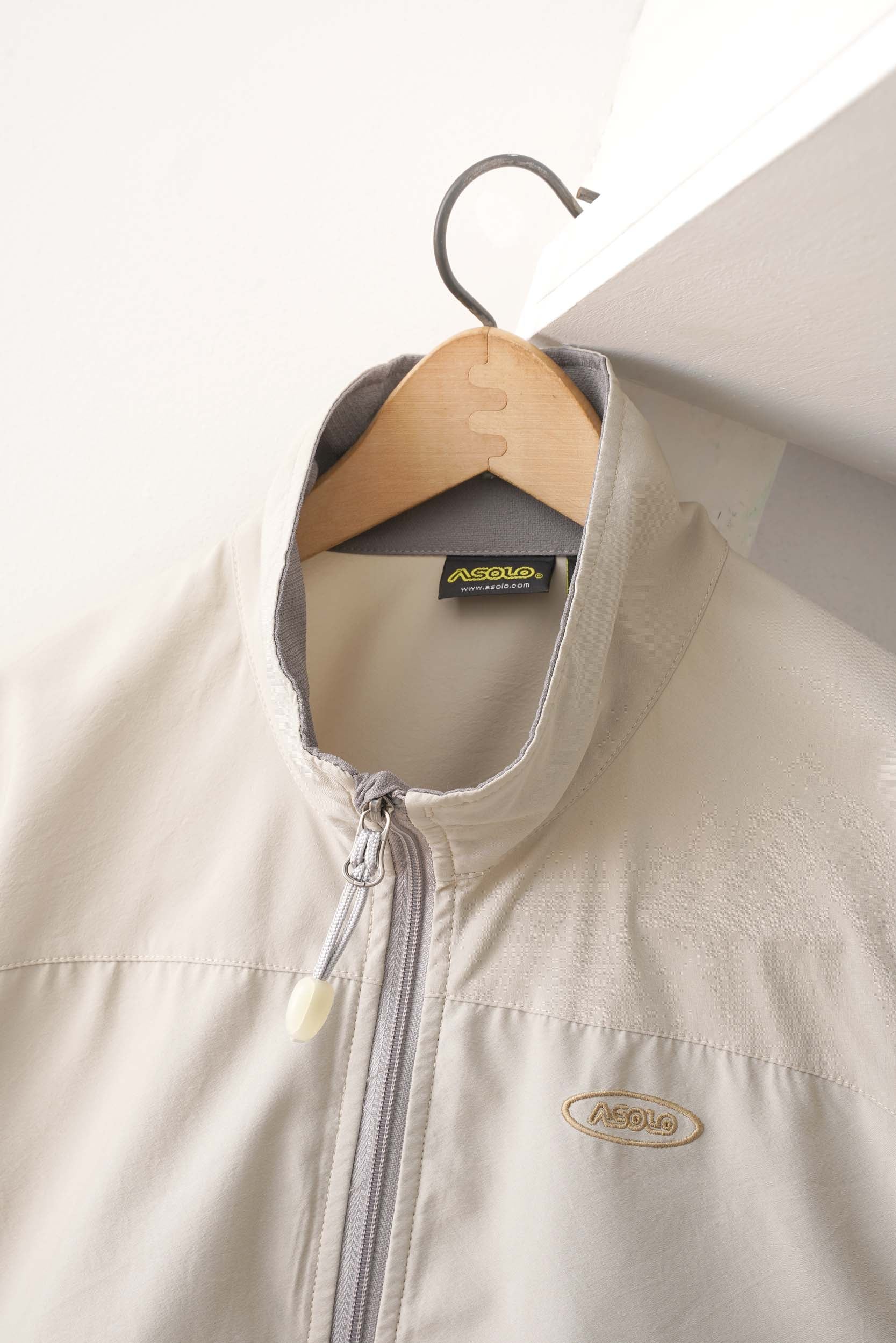 ASOLO LIGHT WEIGHT JACKET