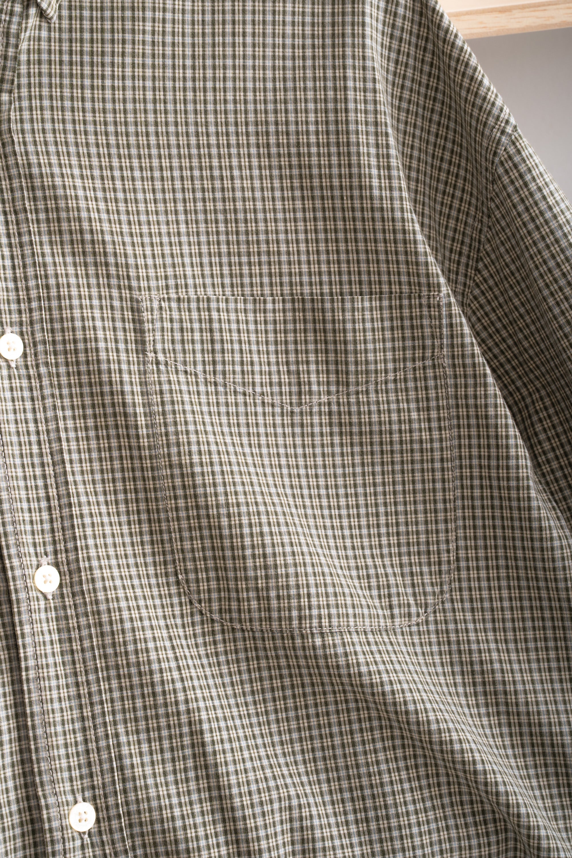00S OLD NAVY CHECK SHIRT