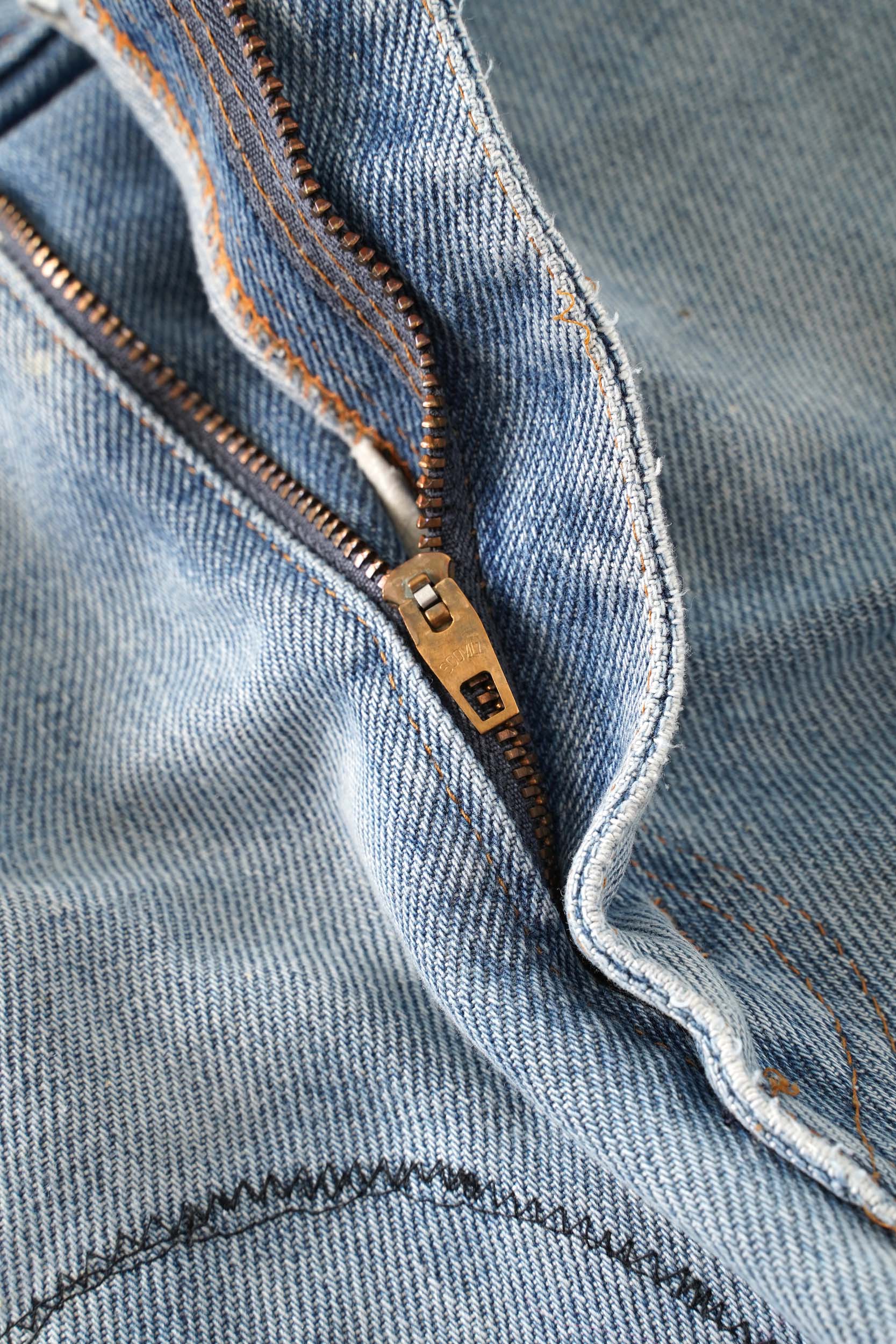 80~90S UNKNOWN BRAND PATCHED DENIM