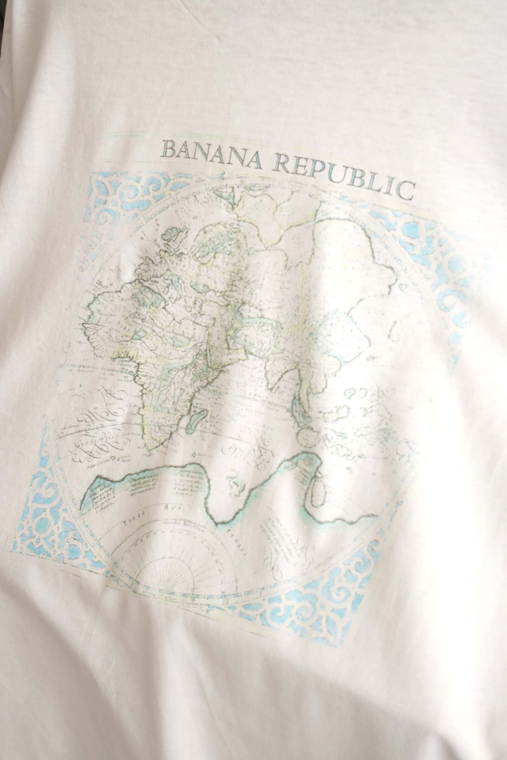 90S MADE IN USA BANANA REPUBLIC WORLD MAP TEE