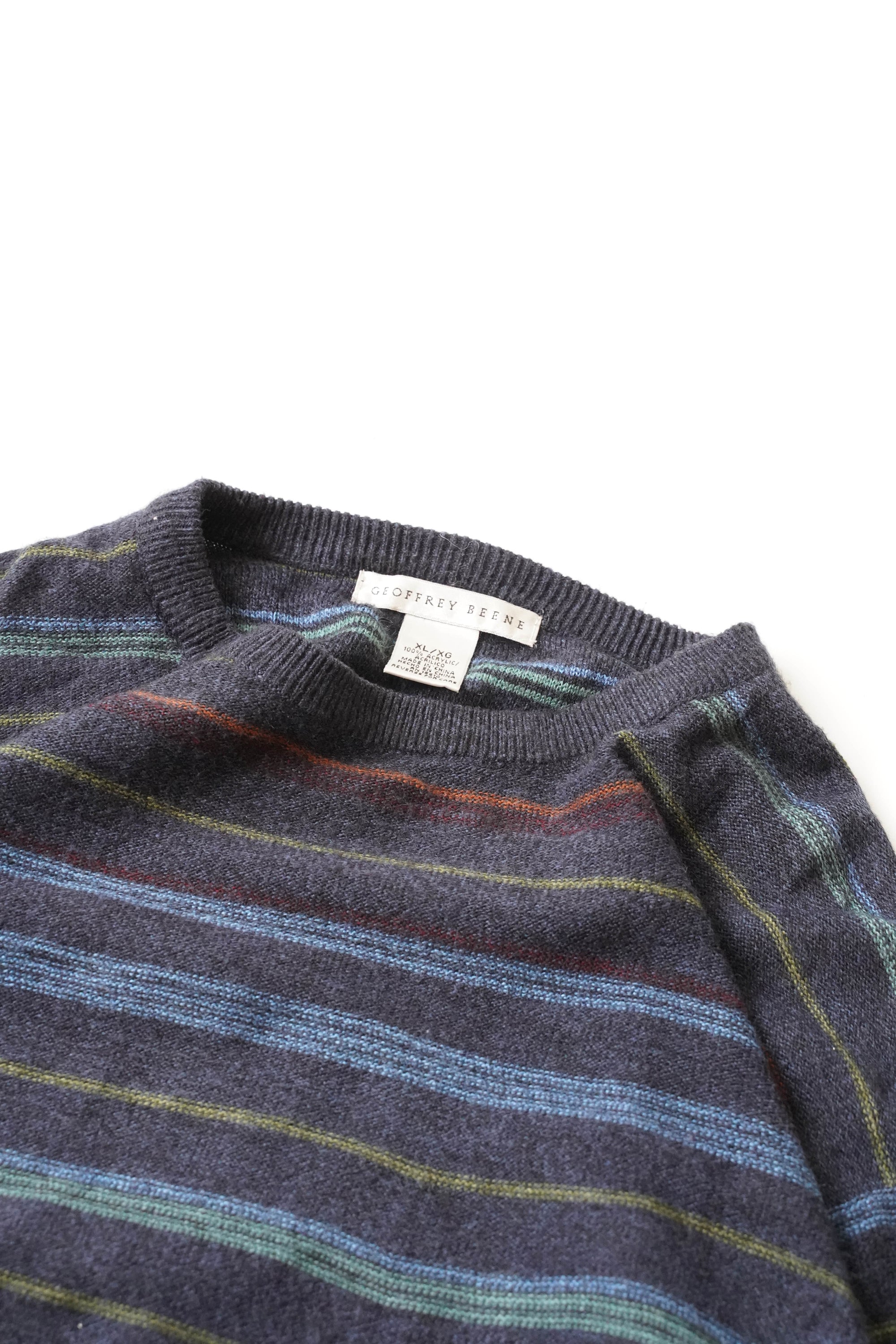 GEOFFREY BEENE ACRYLIC KNIT SWEATER