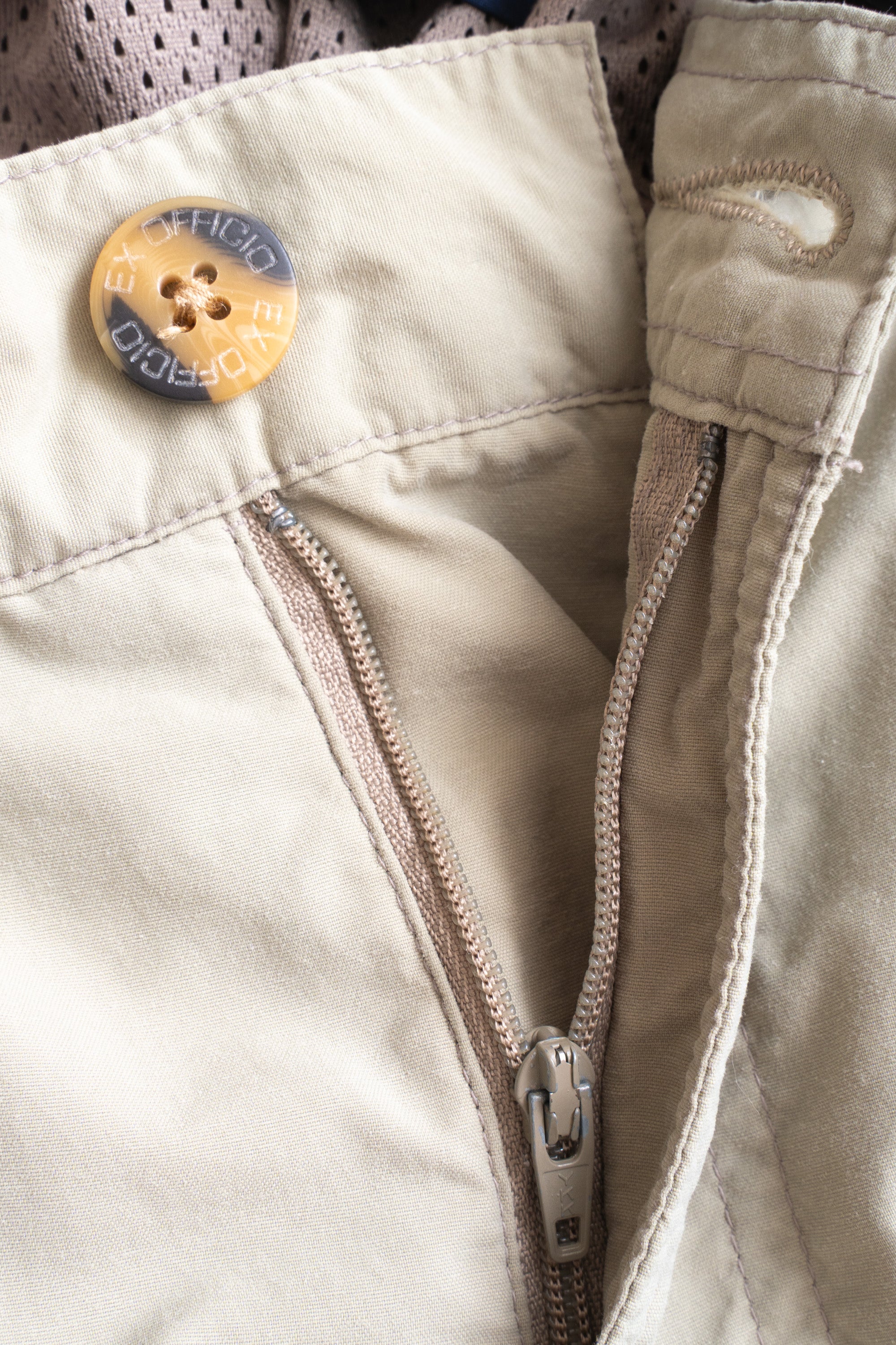 90~00S EXOFFICIO HYBRID SHORTS