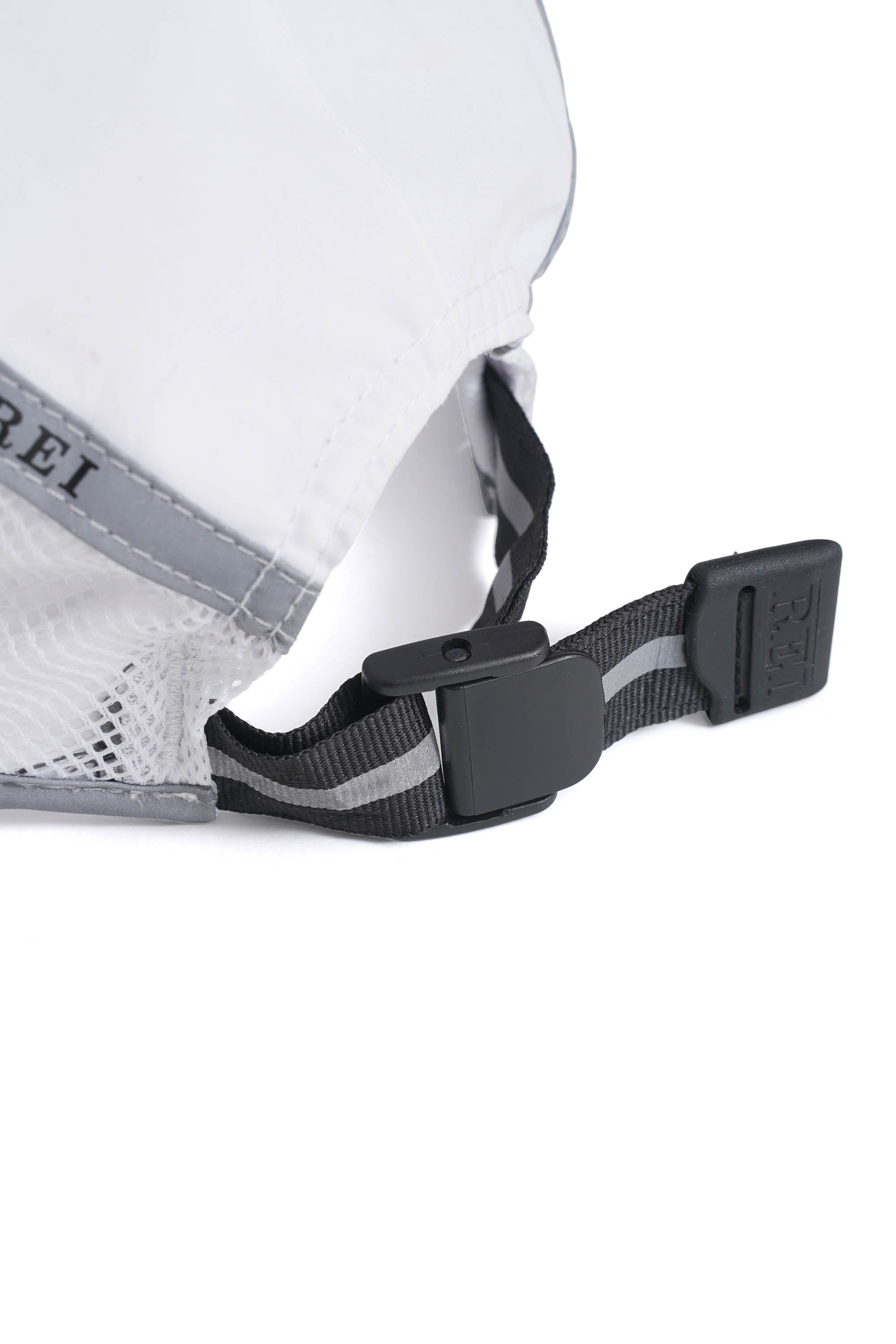 00S REI REFLECTIVE CAP