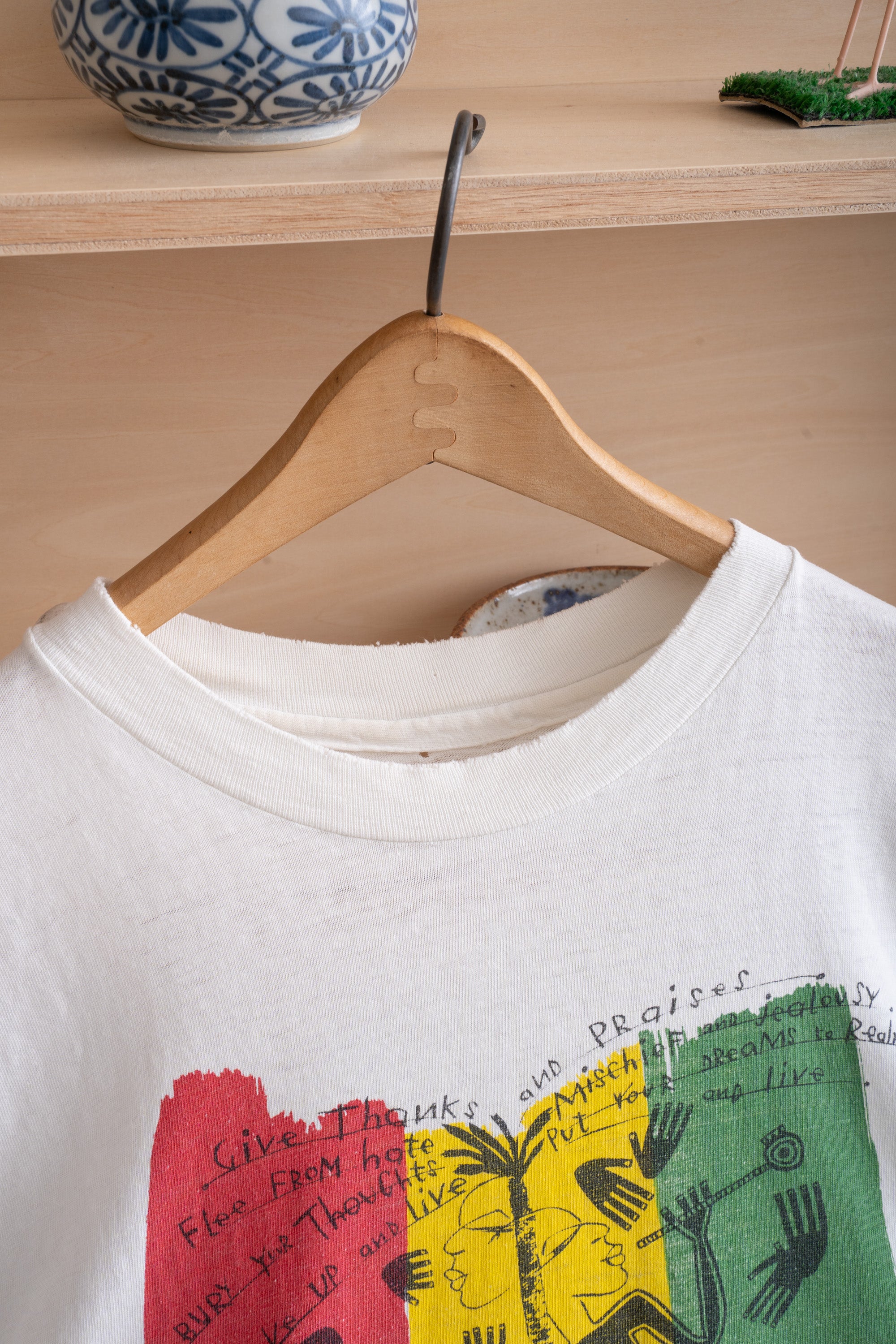 80S RASTA GRAPHIC T-SHIRT