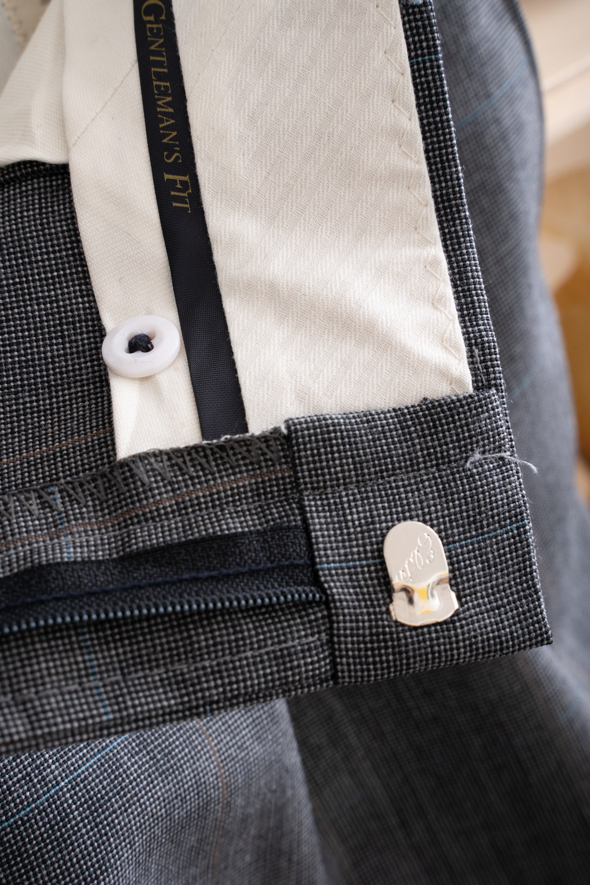 90S MADE IN USA HAGGAR CHECKED SLACKS