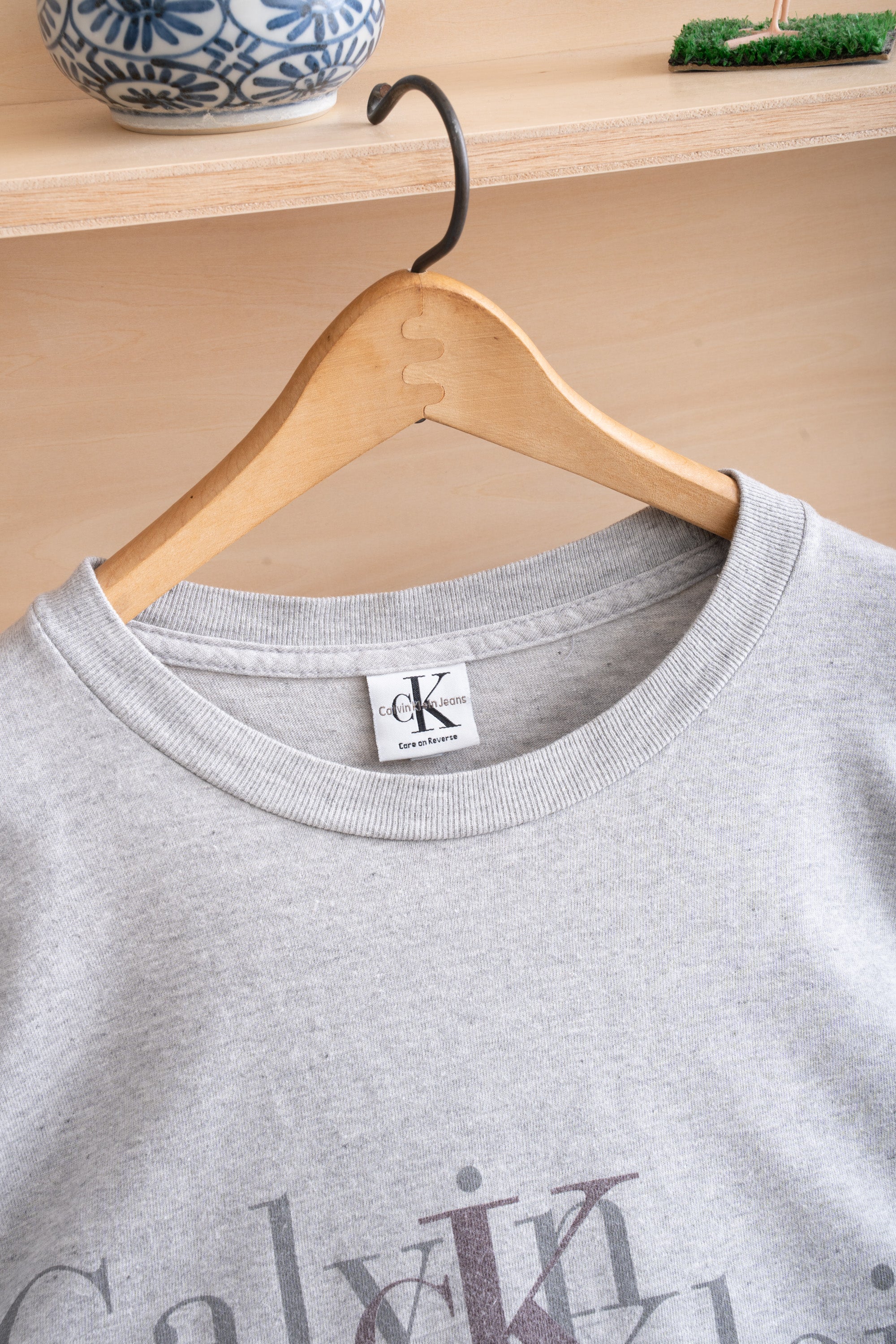MADE IN USA CALVIN KLEIN JEANS TYPOGPAPHY T-SHIRT
