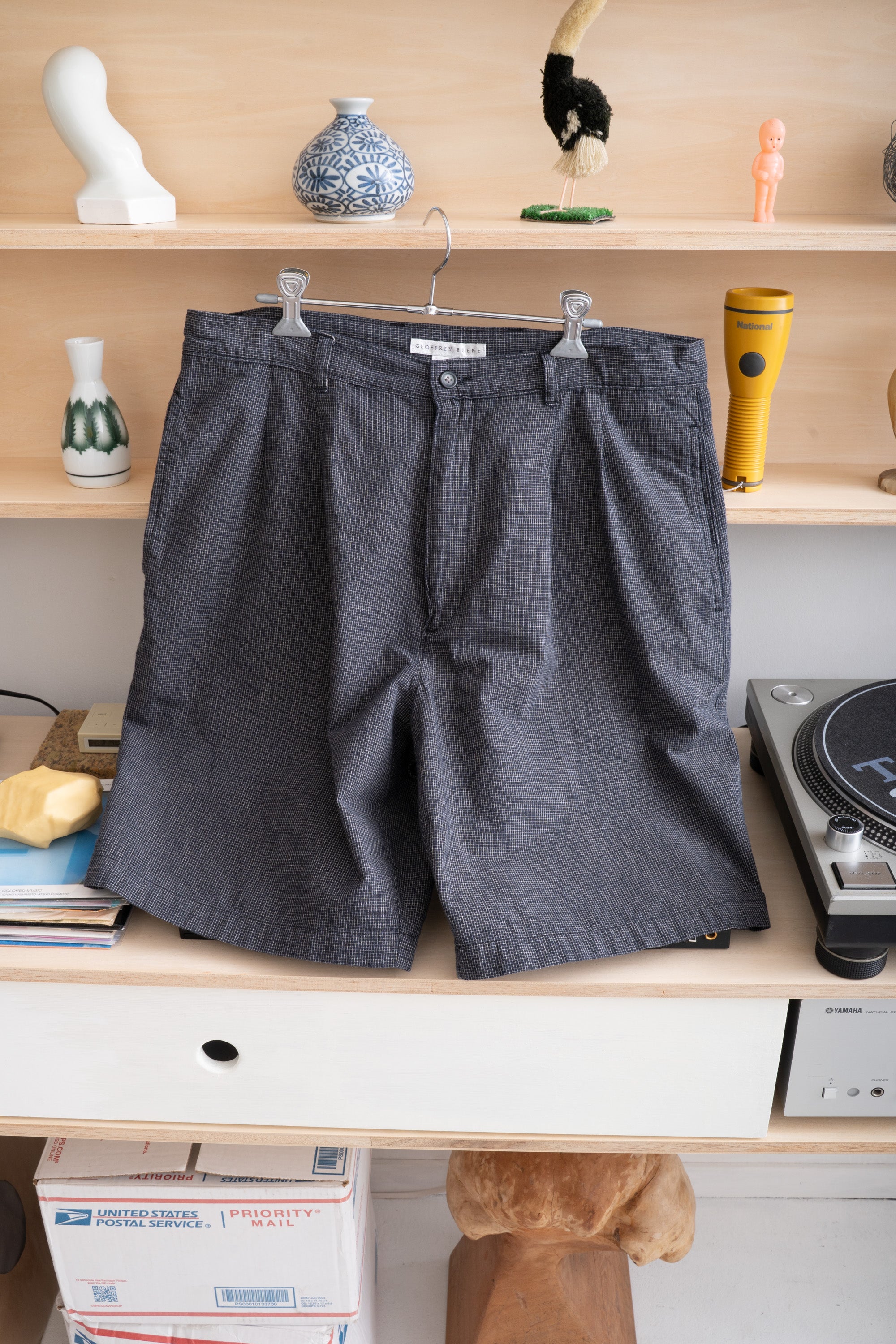 90~00S GEOFFREY BEENE CHCK SHORTS