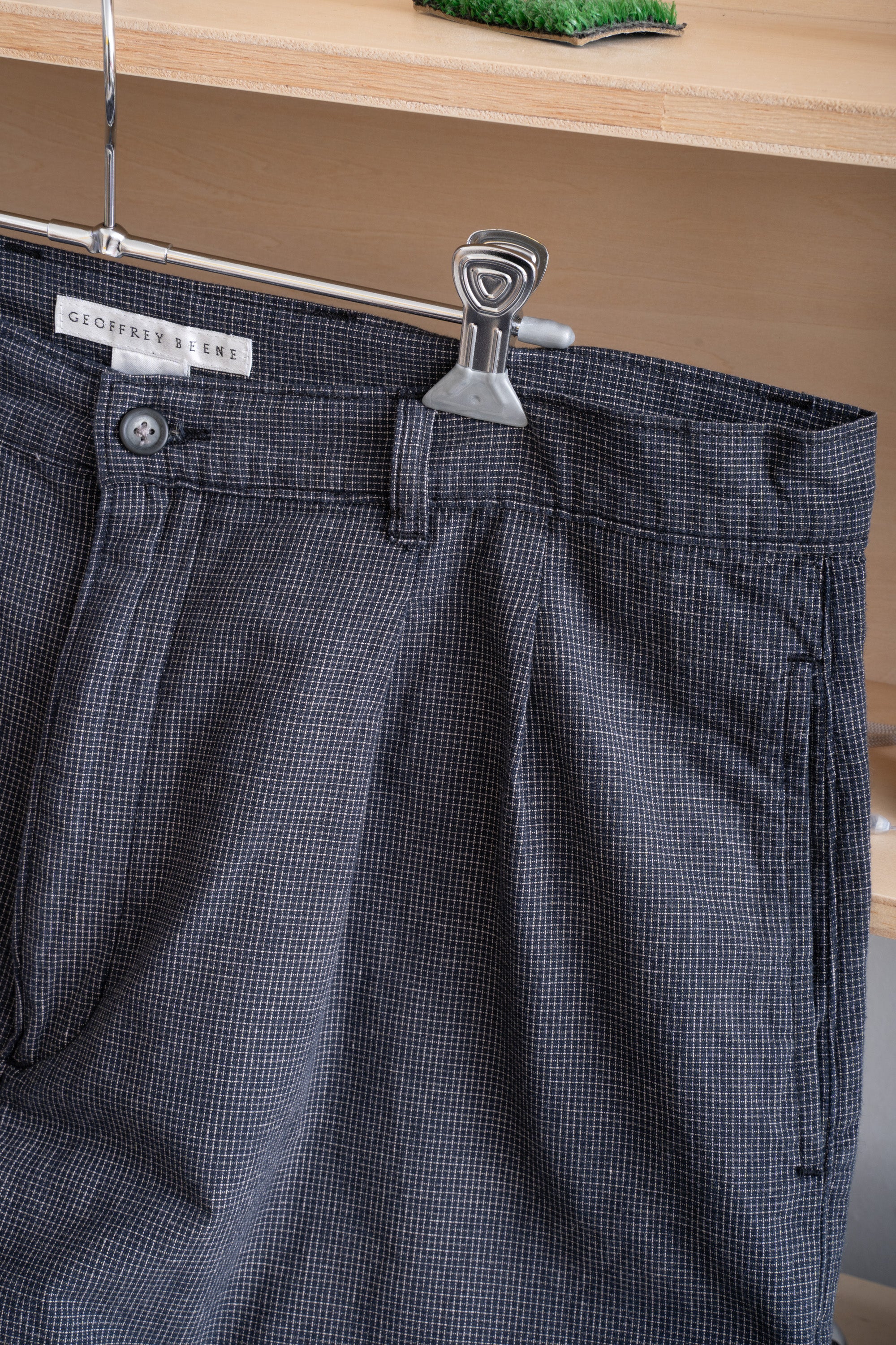 90~00S GEOFFREY BEENE CHCK SHORTS
