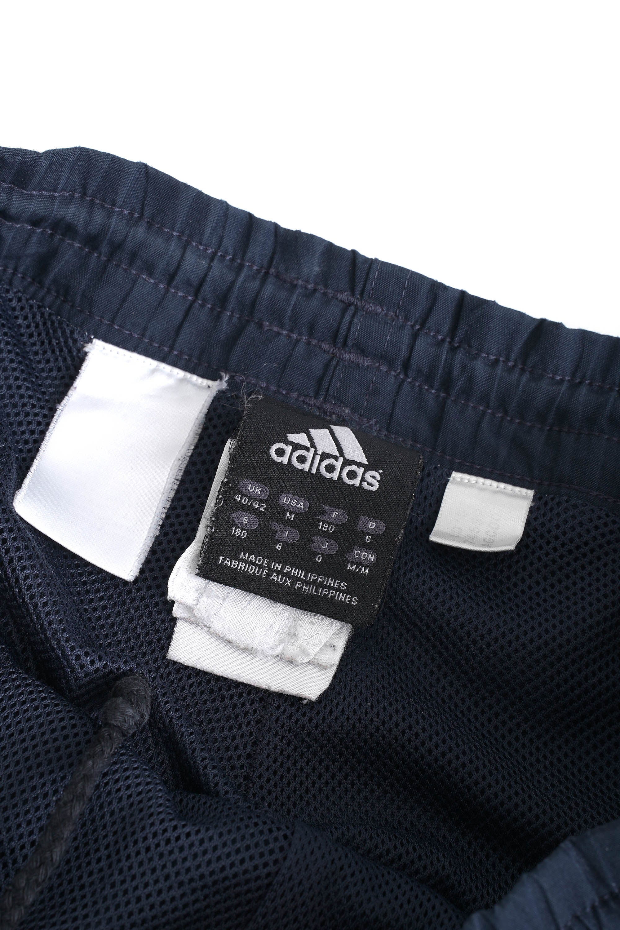 00S ADIDAS THREE QUARTER NYLON PANTS