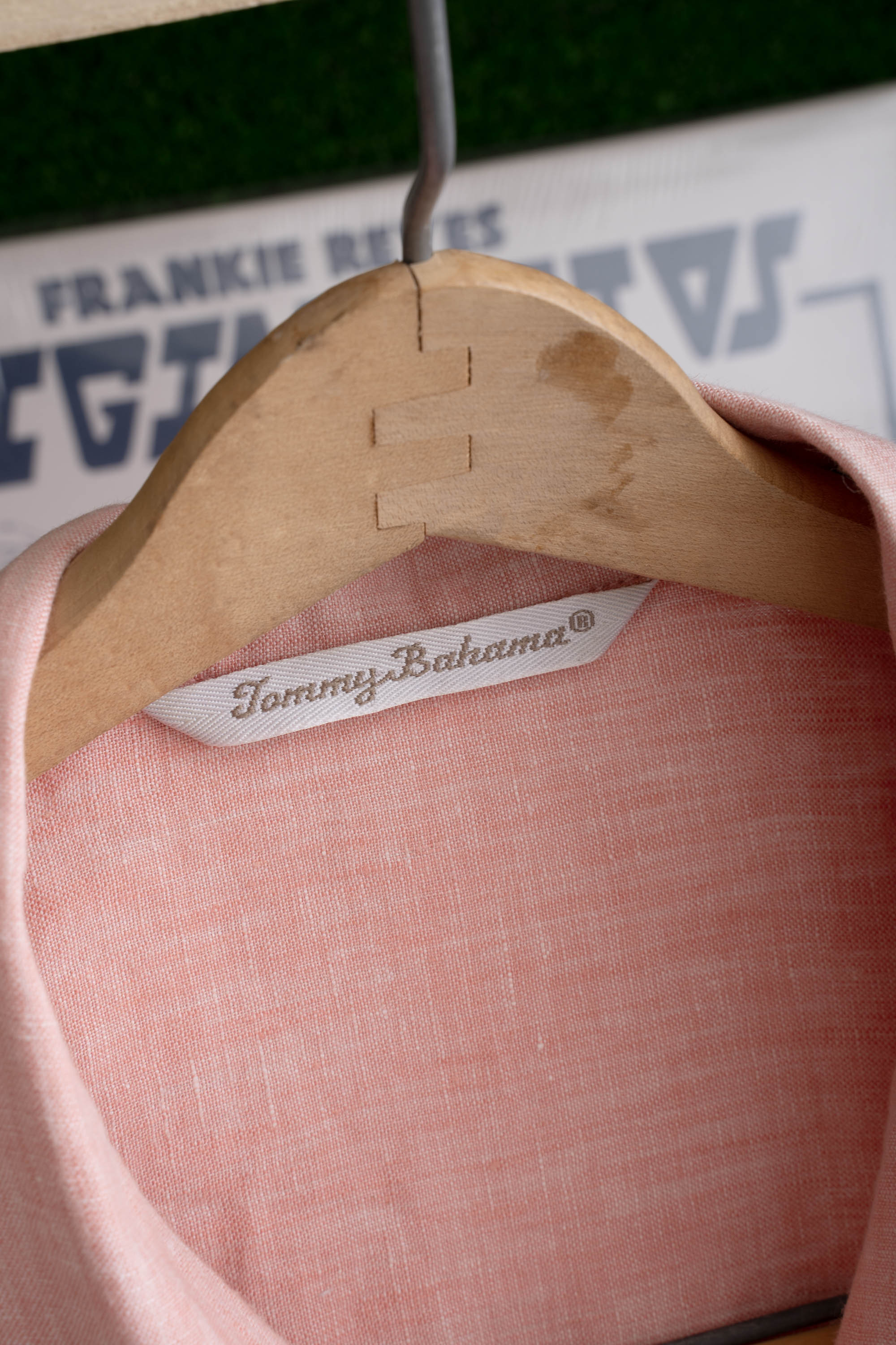 90S TOMMY BAHAMA FLOWER EMBROIDERED LINEN SHIRTS