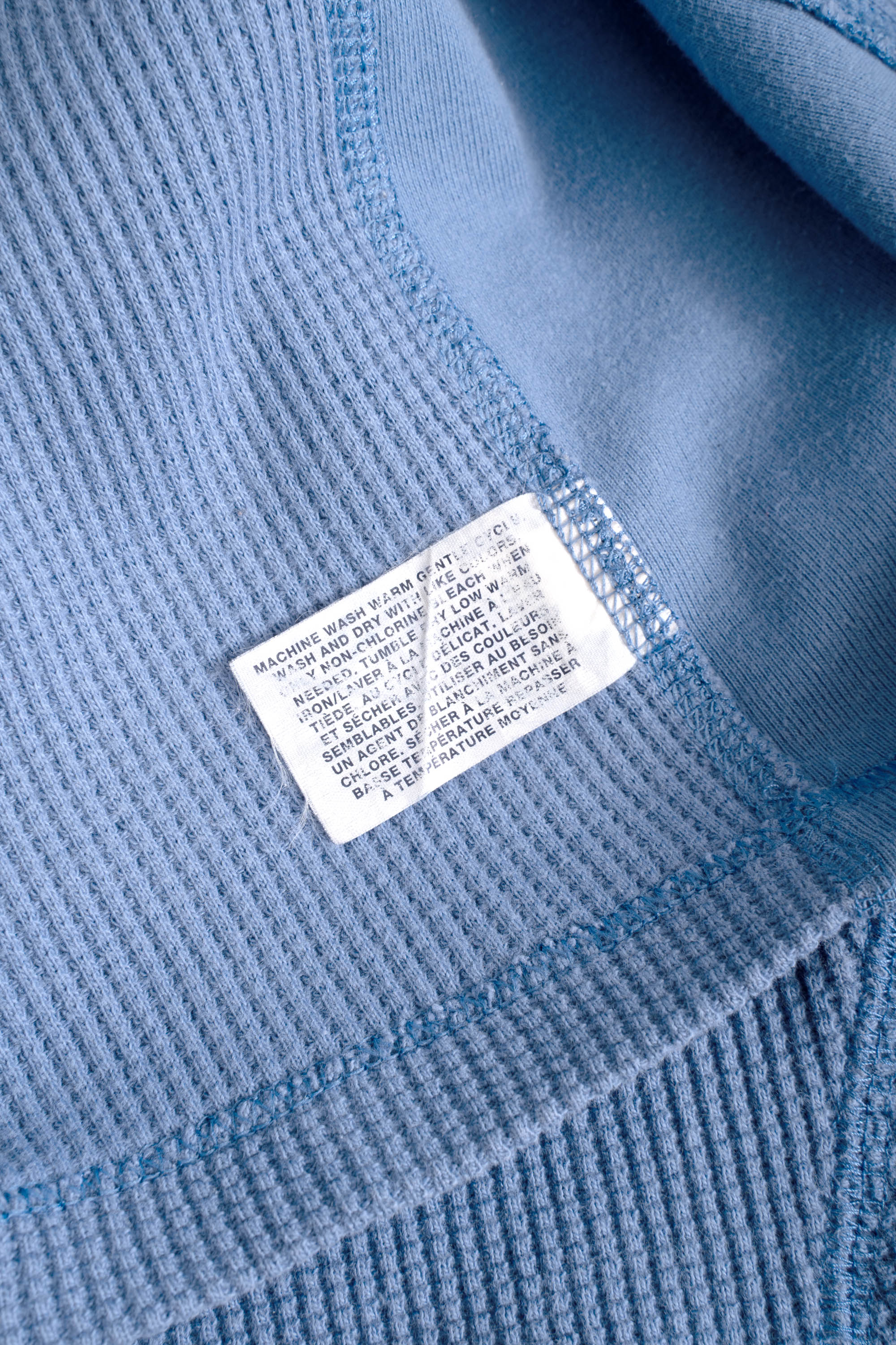 00S GAP THEMAL PULLOVER