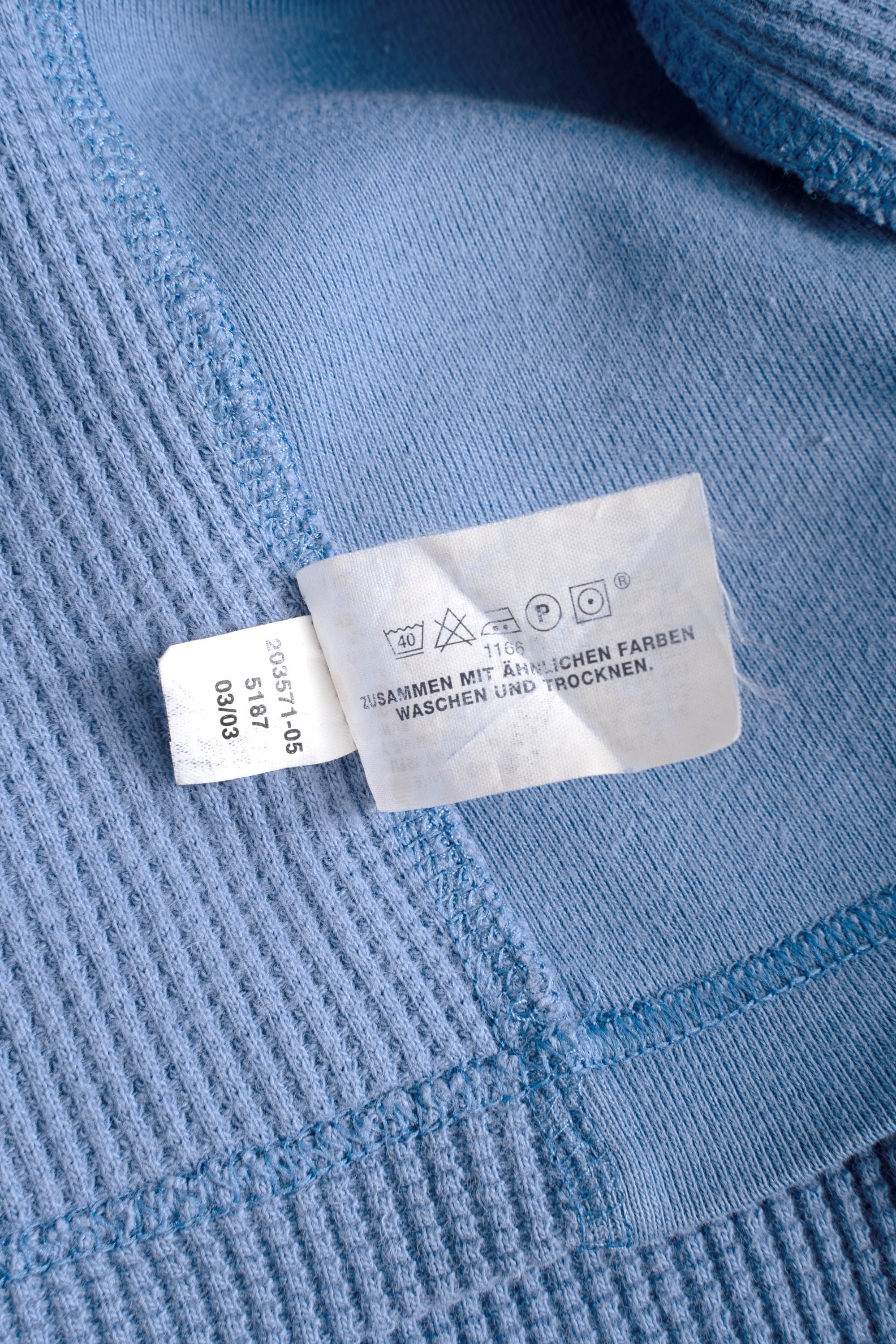 00S GAP THEMAL PULLOVER