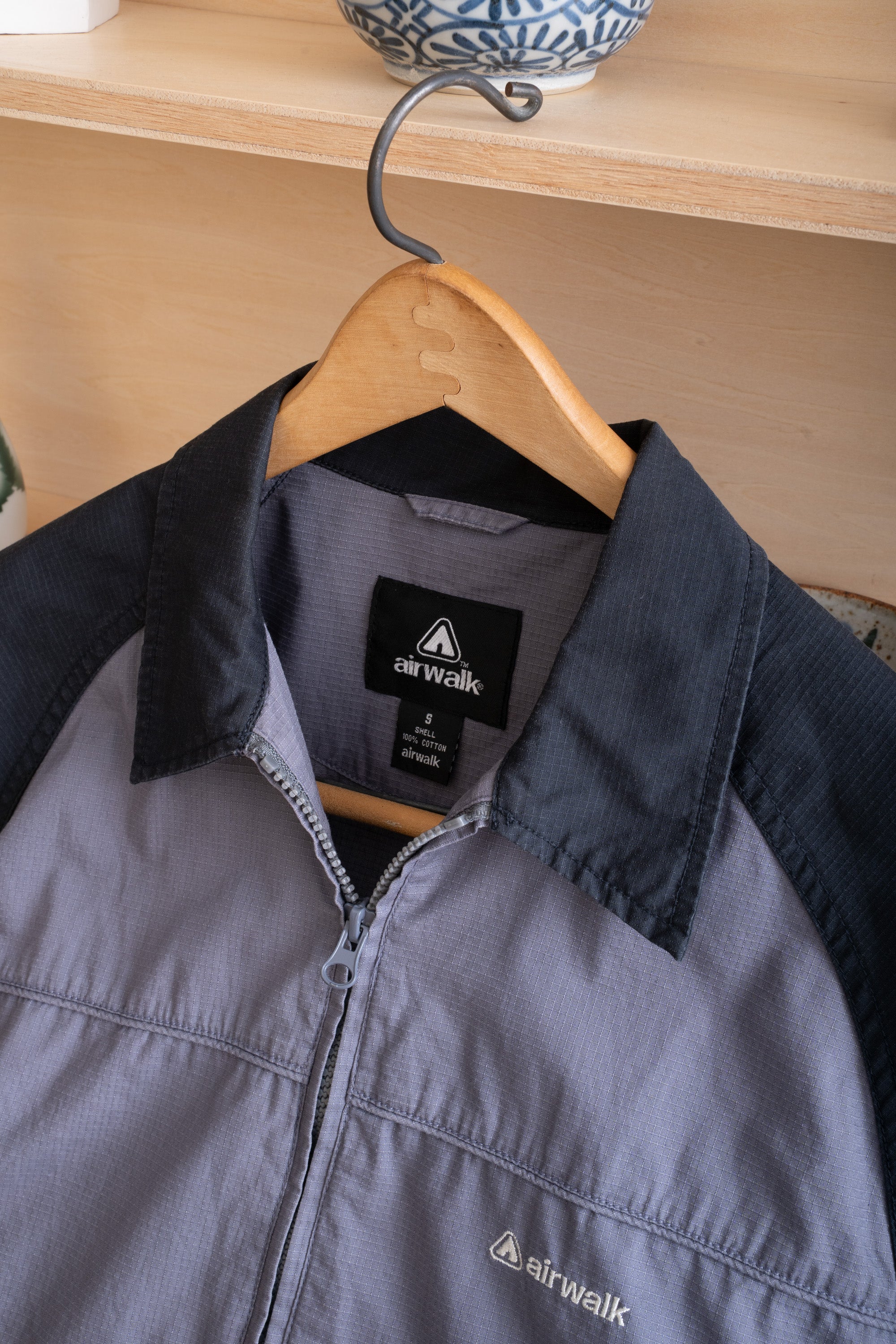 00S AIR WALK ZIP-UP SHIRT