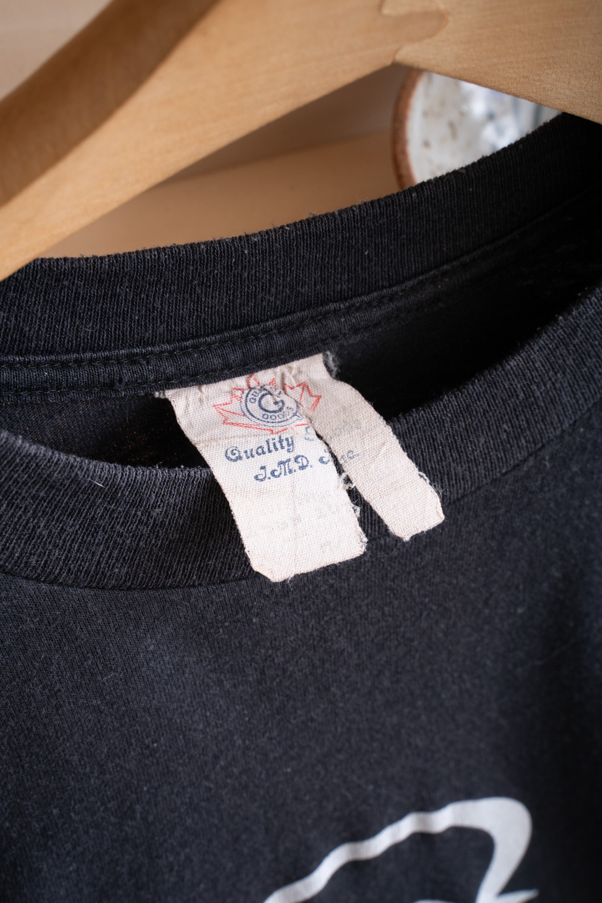 80~90S MADE IN CANADA QUEBEC T-SHIRT