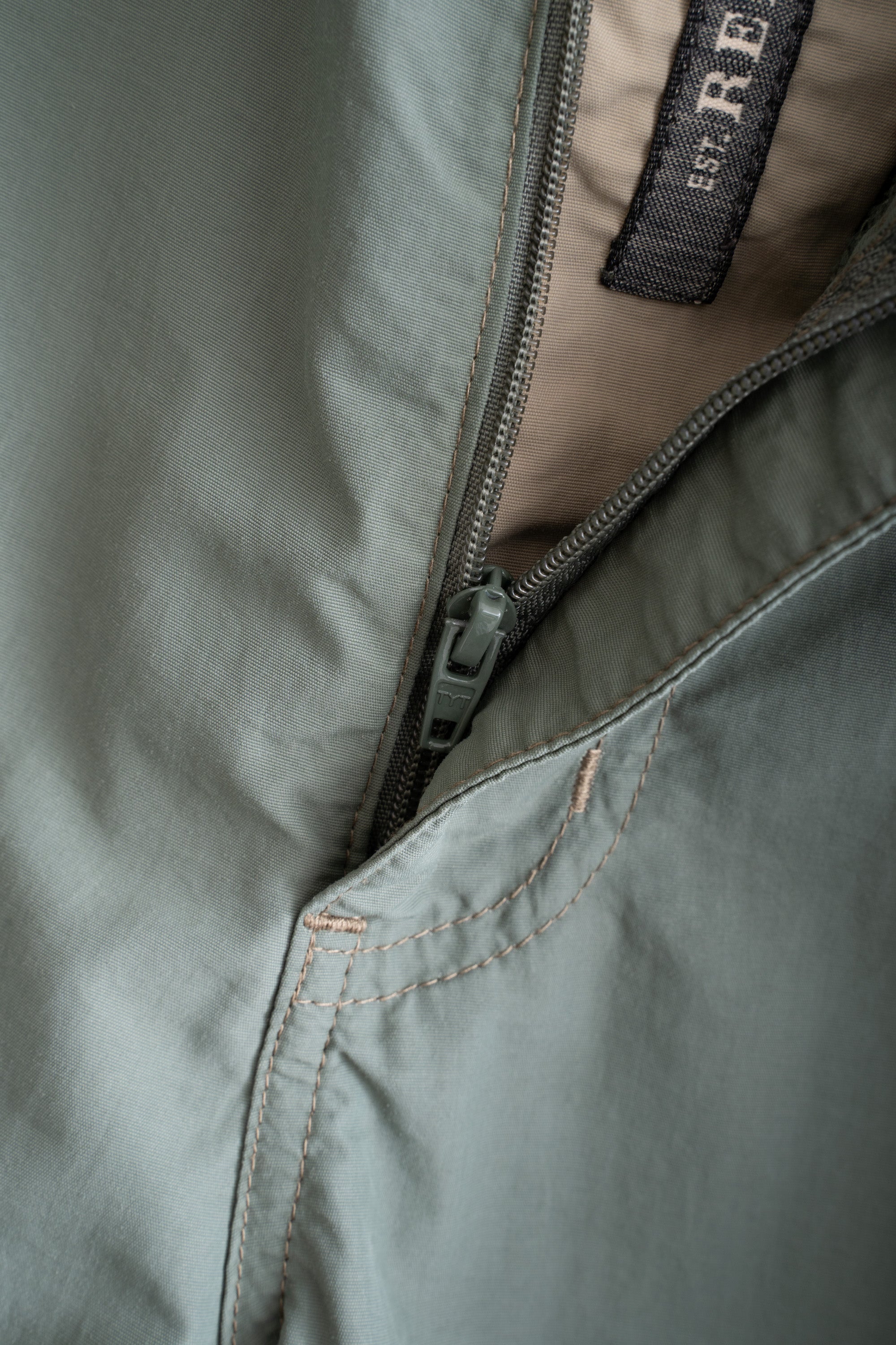 00S REI CONVERTIBLE CARGO PANTS