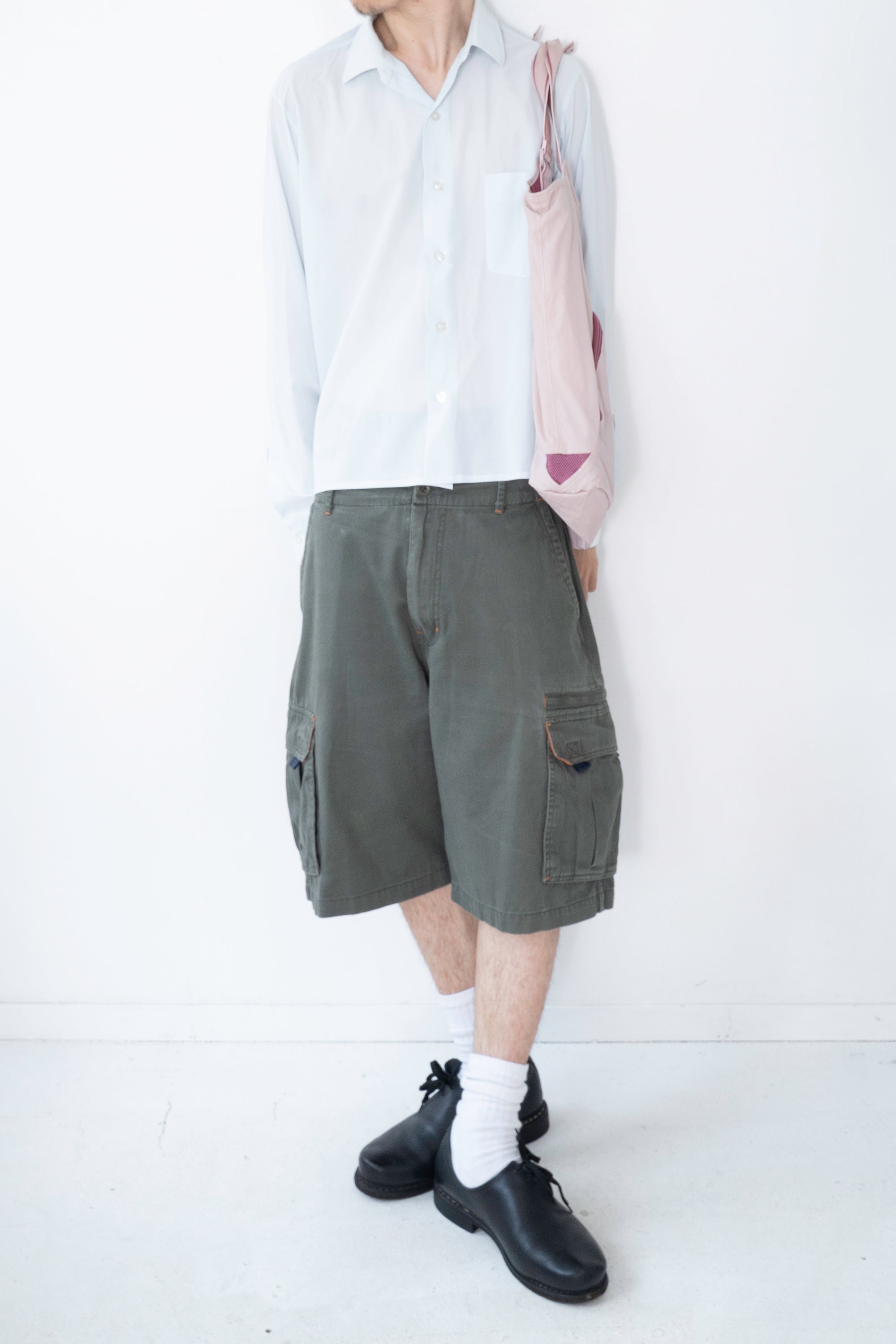 00S NO BOUNDARIES CARGO SHORTS