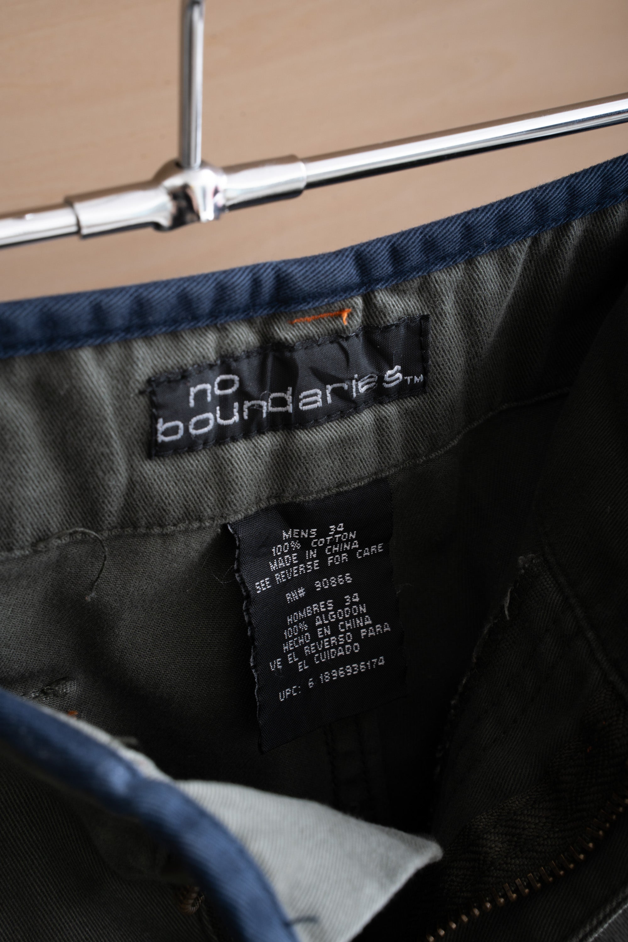 00S NO BOUNDARIES CARGO SHORTS