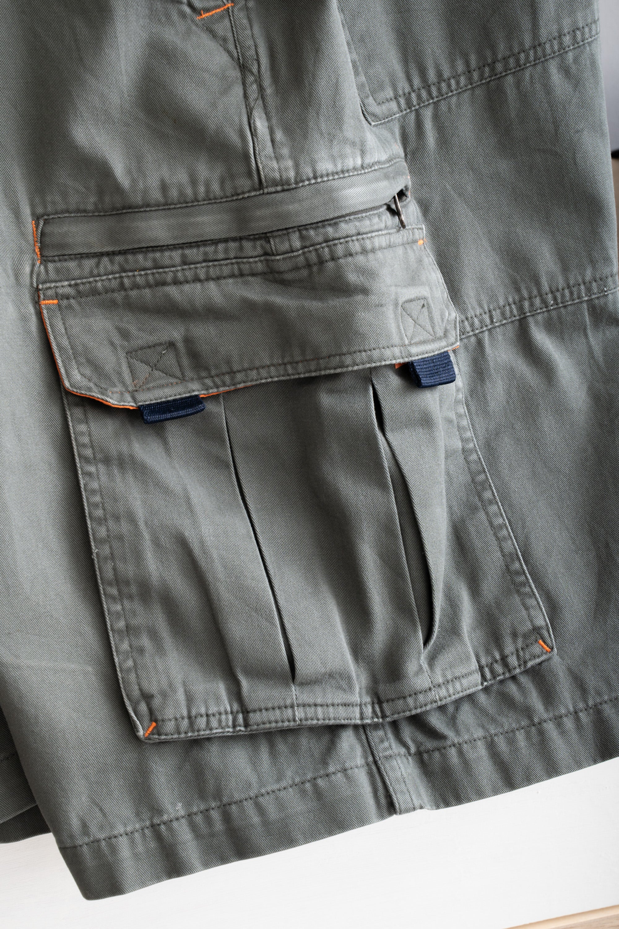 00S NO BOUNDARIES CARGO SHORTS