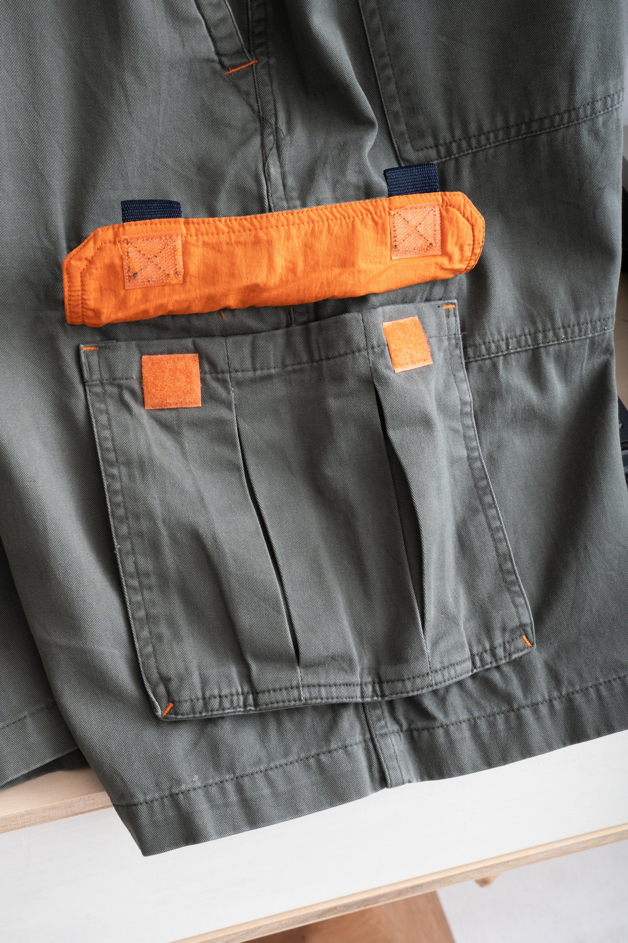 00S NO BOUNDARIES CARGO SHORTS
