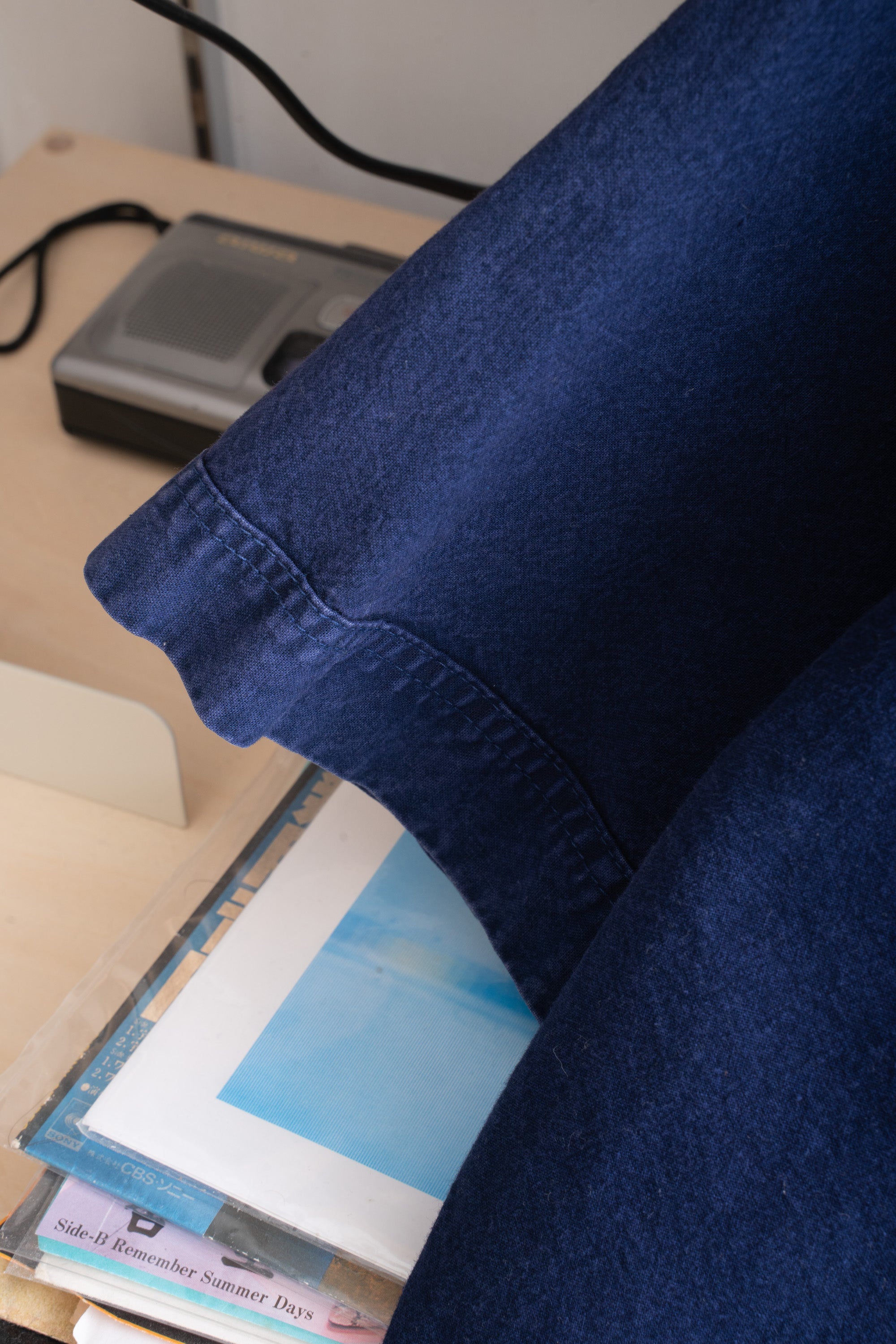 UNKNOWN BRAND INDIGO-DYED SHIRT