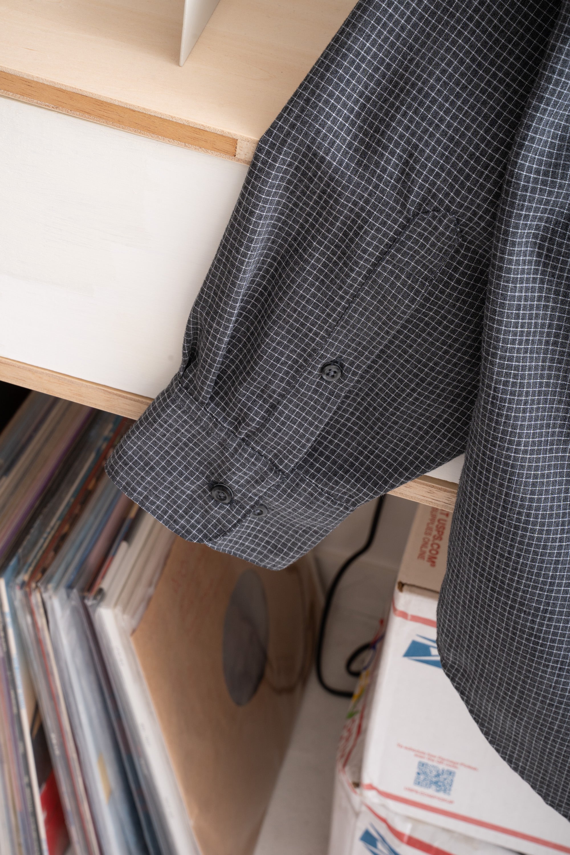 90~00S GEOFFREY BEENE RAYON CHECK SHIRT