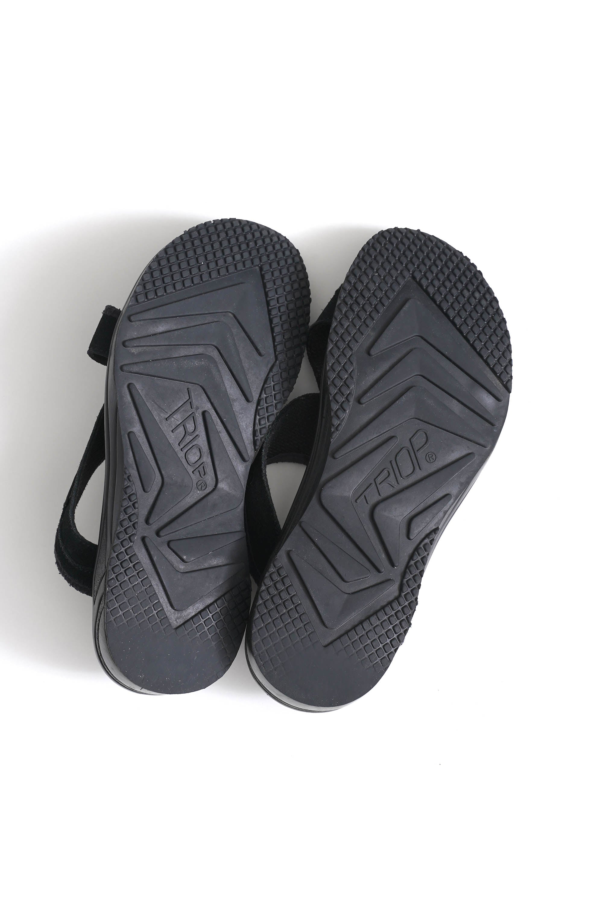 TRIOP FAKE LEATHER SANDAL