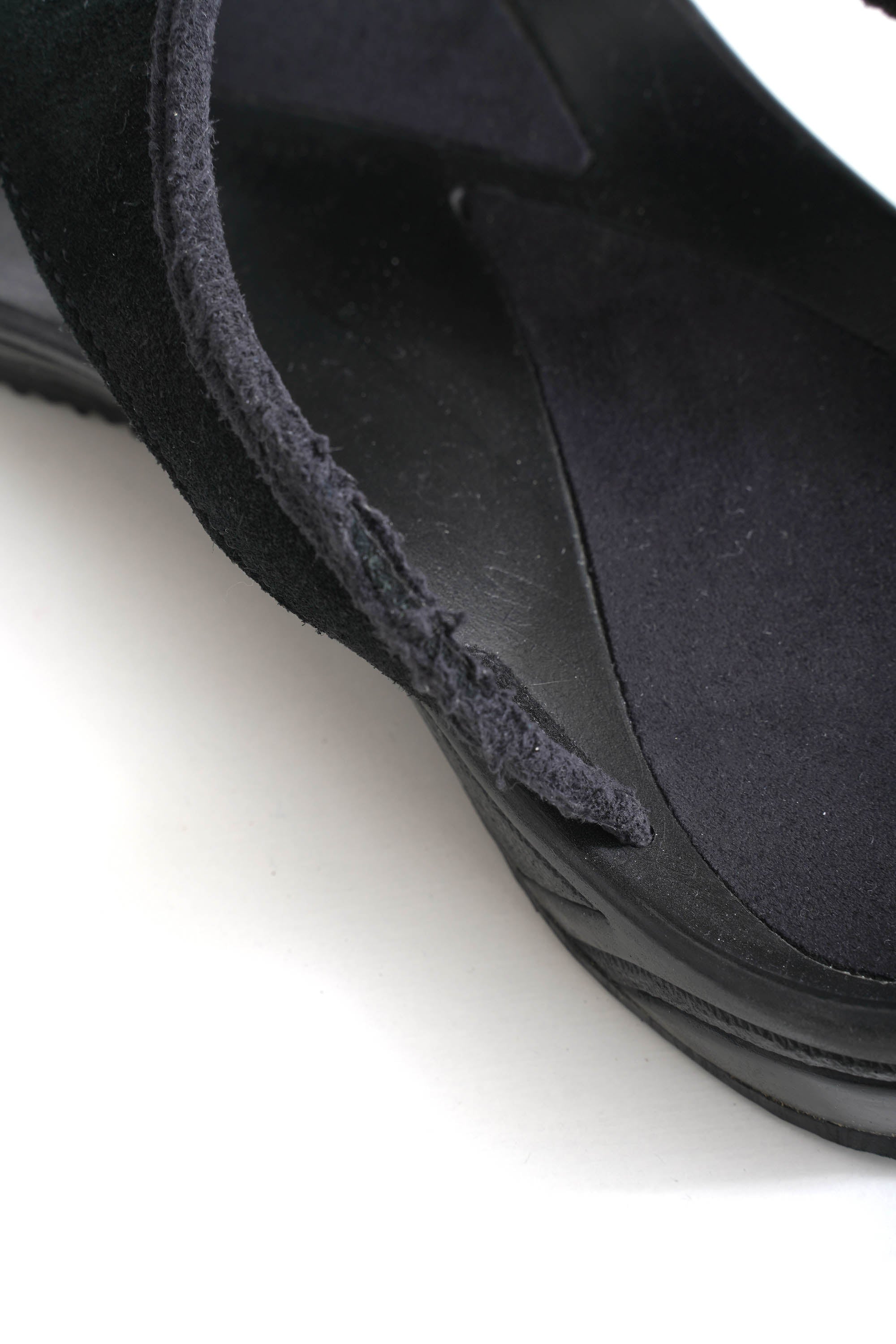 TRIOP FAKE LEATHER SANDAL