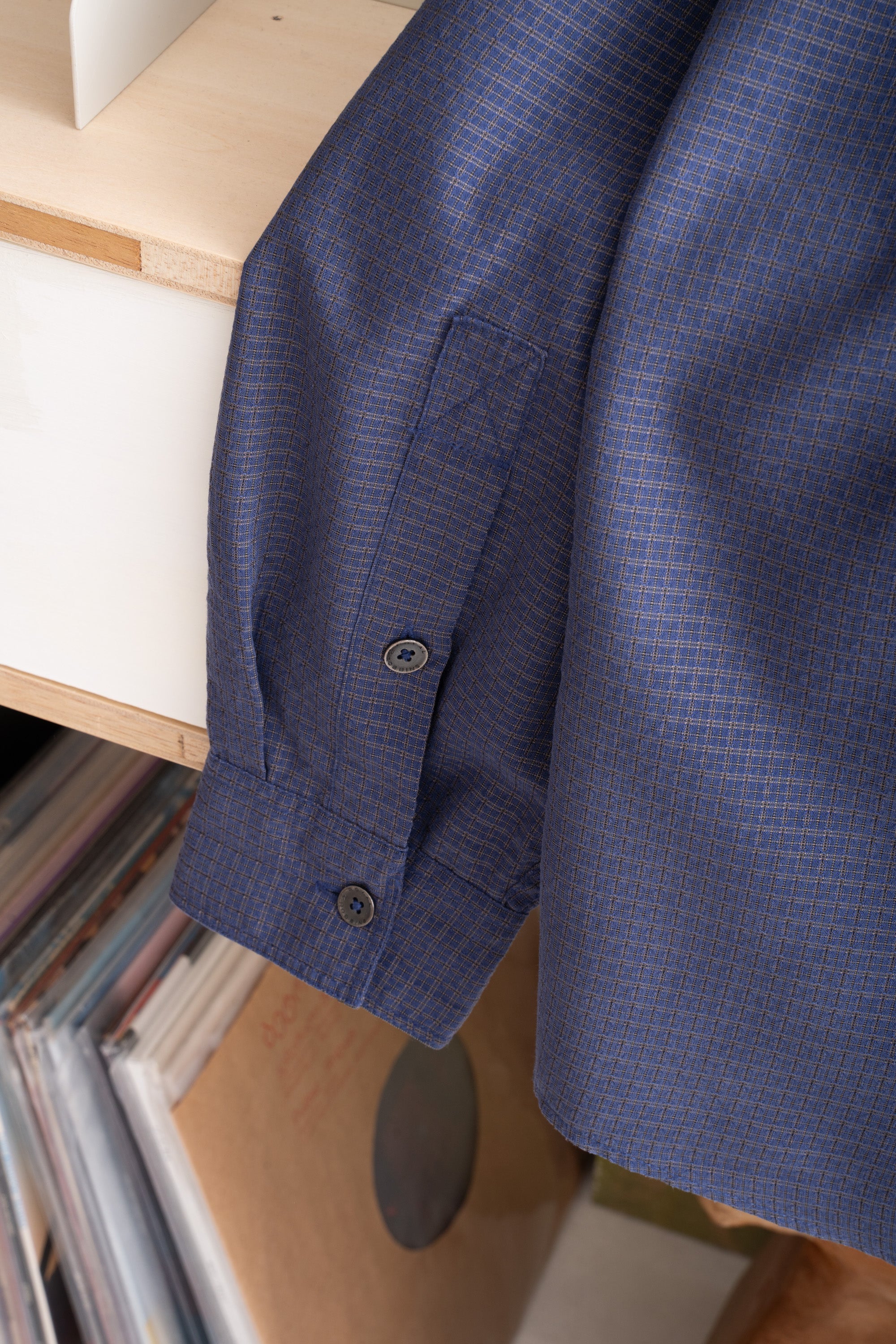 00S ROYAL ROBBINS CHECKED RAYON SHIRT
