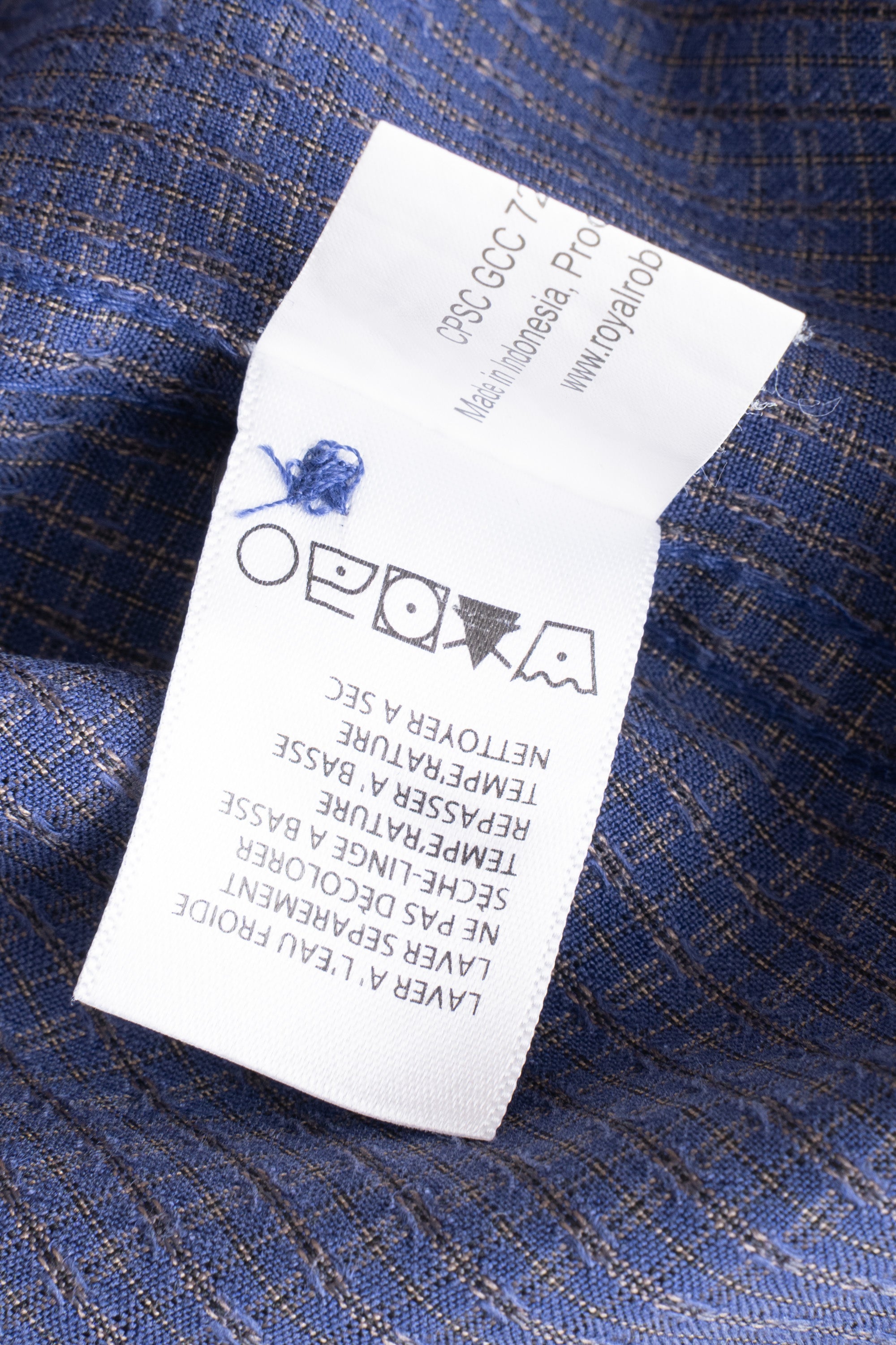 00S ROYAL ROBBINS CHECKED RAYON SHIRT