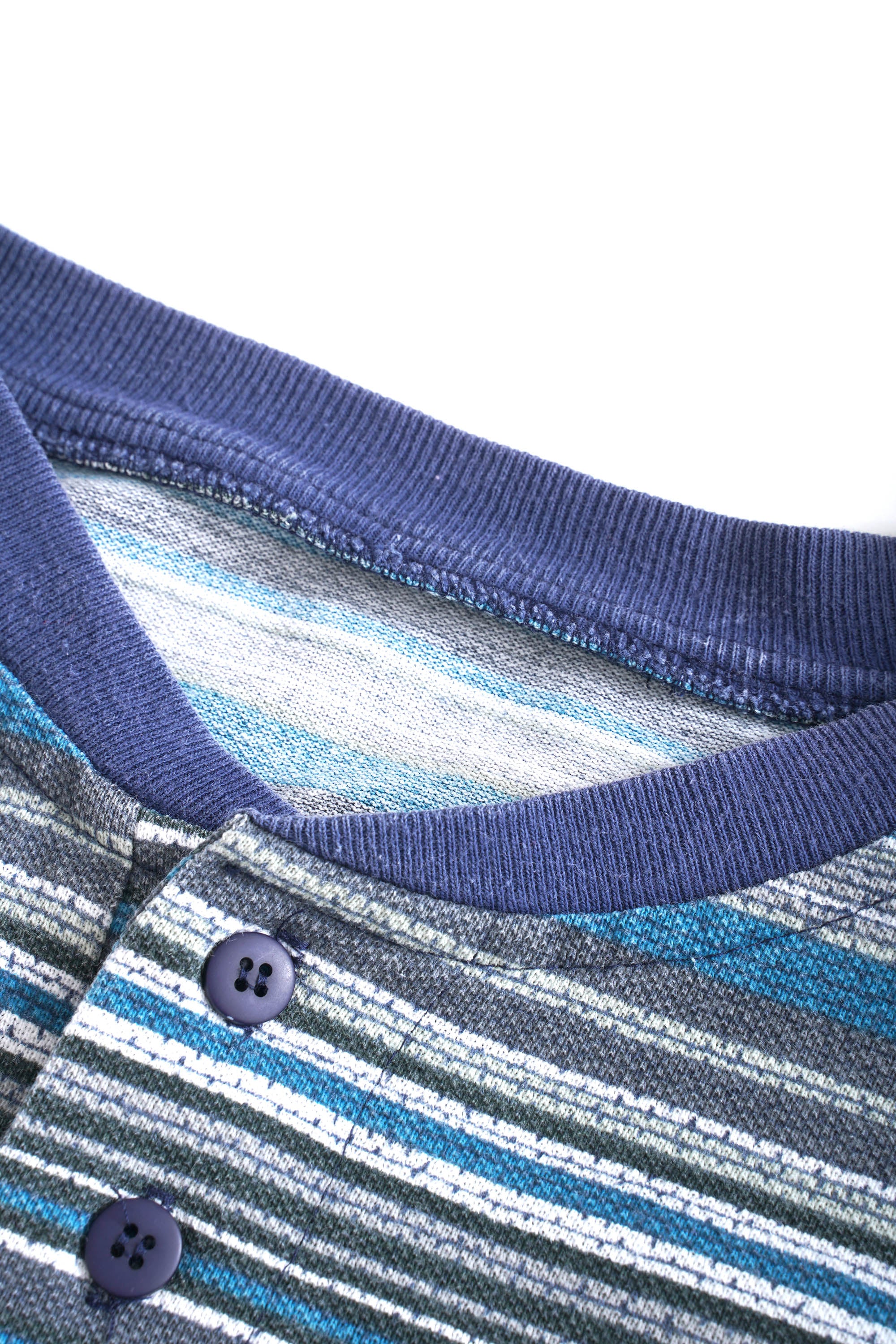 90S UNKNOWN BRAND MOSS STITCHED HENRY NECK PULLOVER
