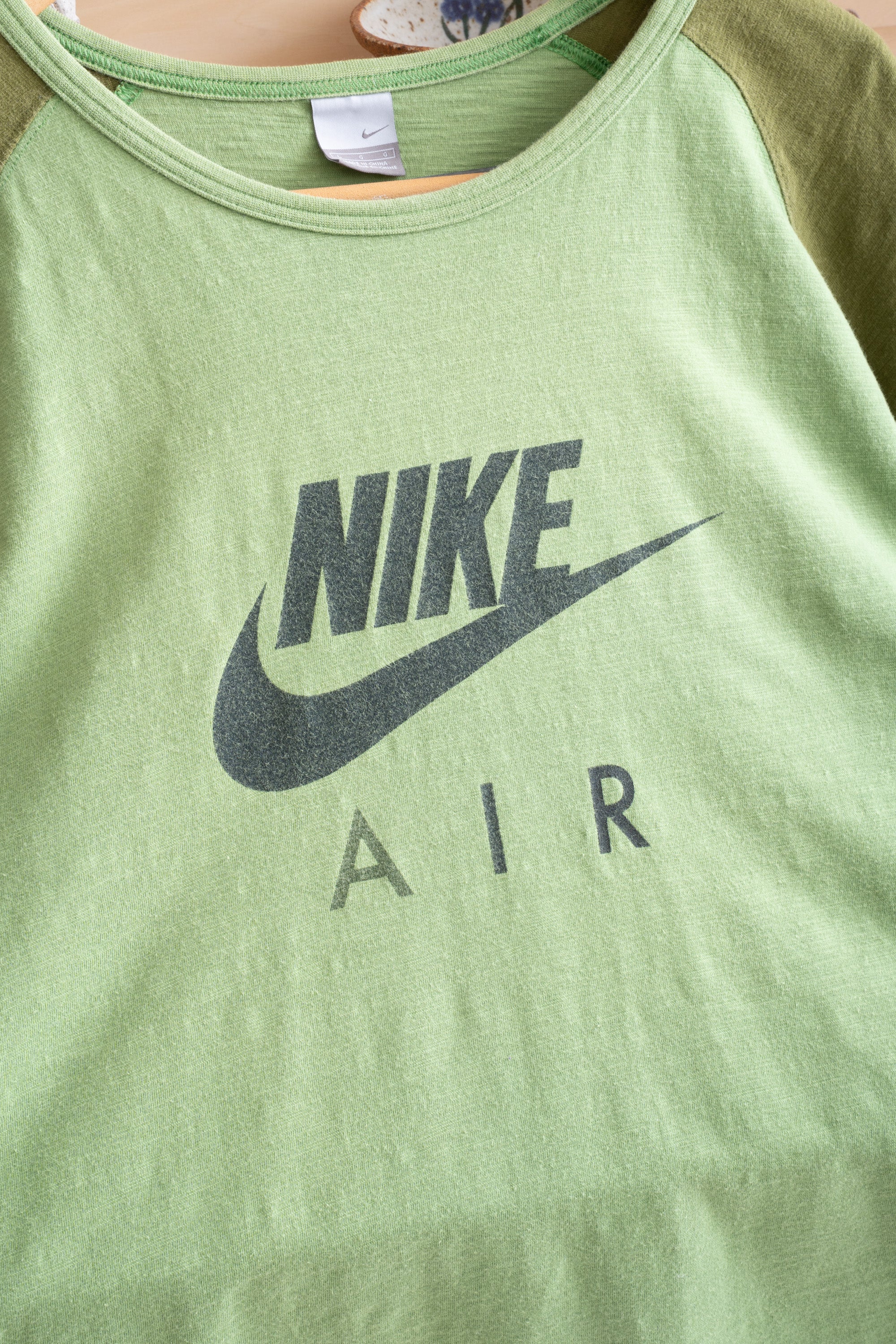 00S NIKE RAGLAN T-SHIRT