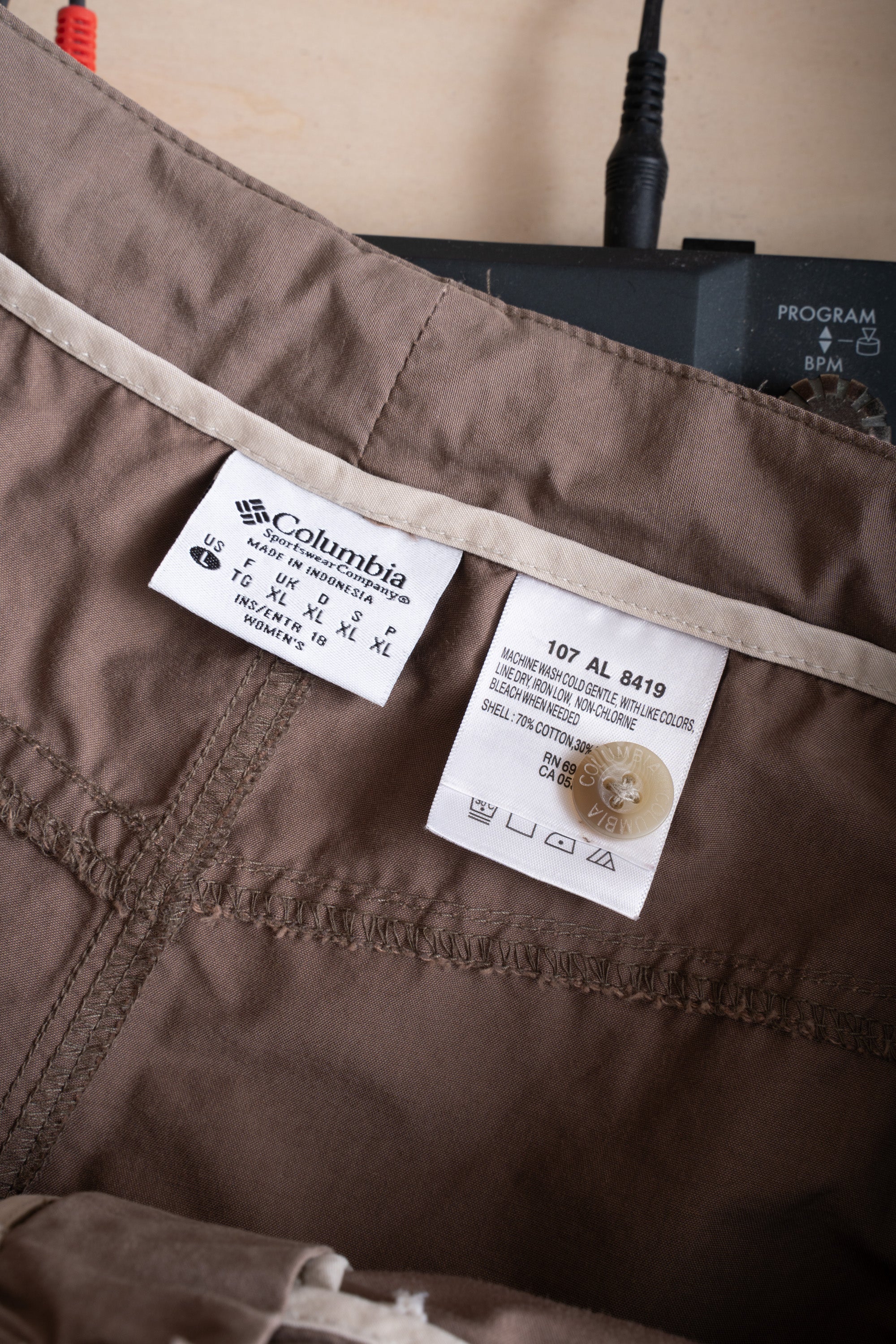 00~10S COLUMBIA CROPPED PANTS