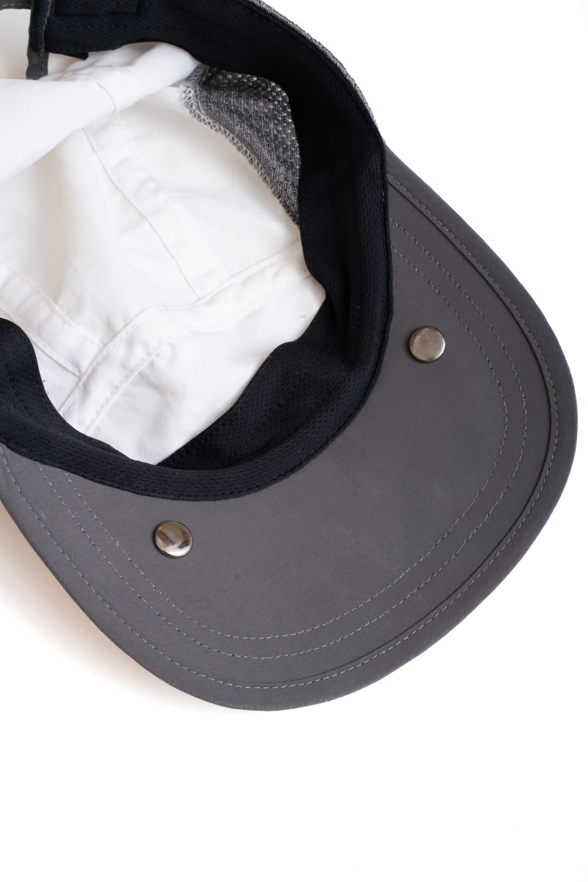 00~10S OUTDOOR RESEARCH SUN RUNNER CAP